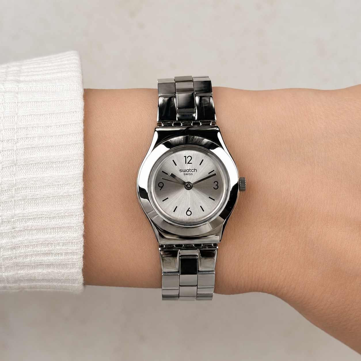 Swatch YSS300G zegarek srebrny klasyczny Irony bransoleta