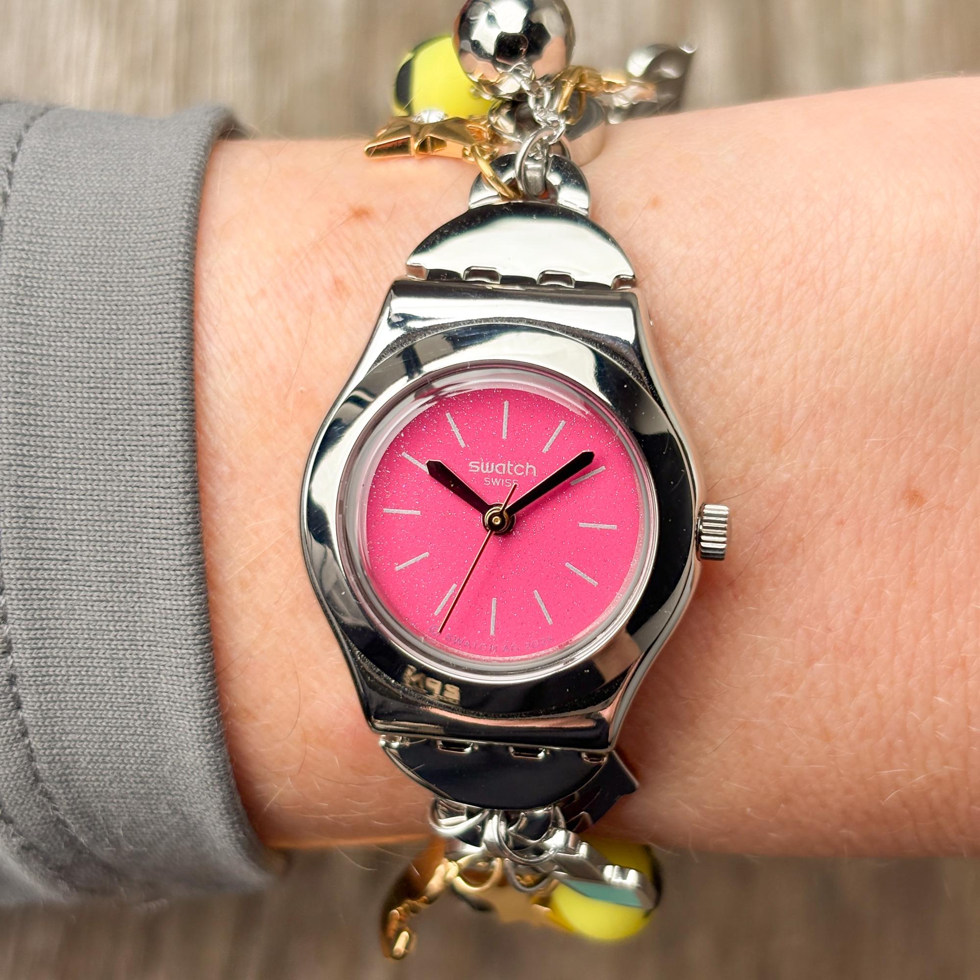 Swatch YSZ101G THE CHARM OF MOM Irony fashion-modowy zegarek srebrny