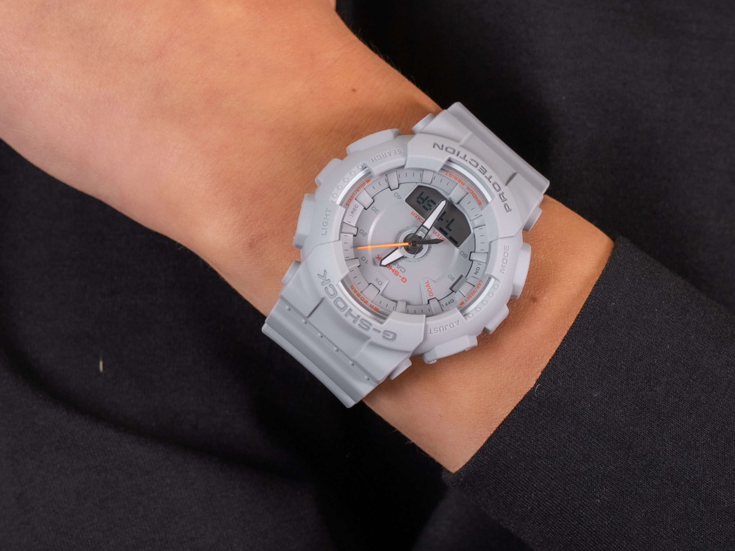 zegarek G-Shock GMA-S130VC-8AER szary G-SHOCK S-Series - miniatura 4