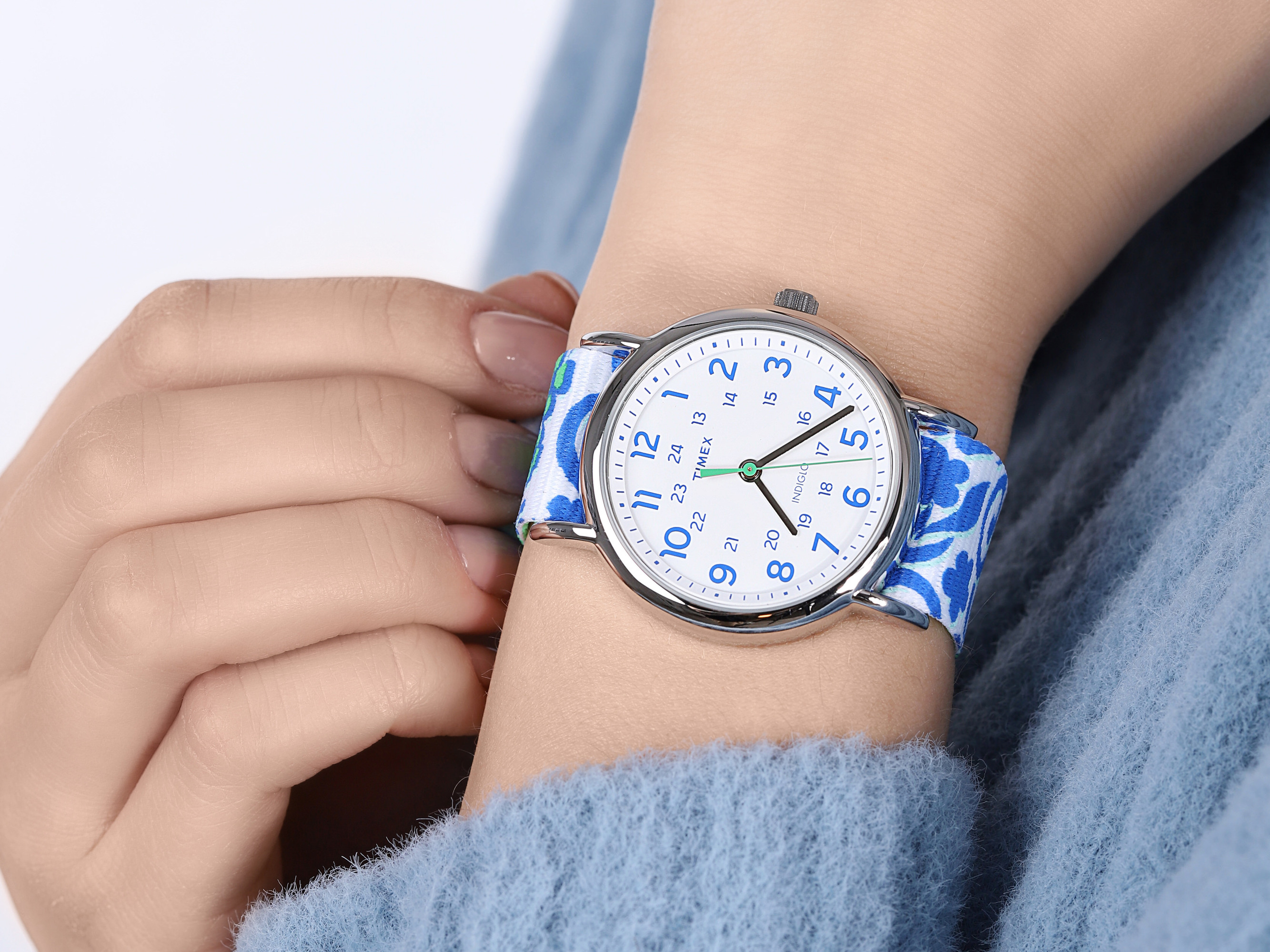 Timex TW2P90300 zegarek srebrny fashion/modowy Weekender pasek - miniatura 4