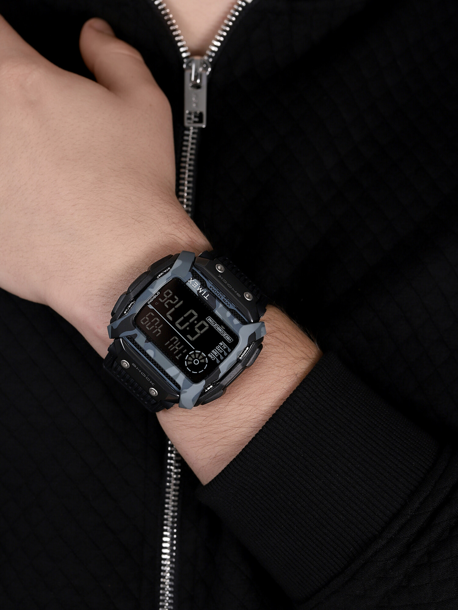 Timex TW5M18200 zegarek czarny sportowy Command pasek - miniatura 3
