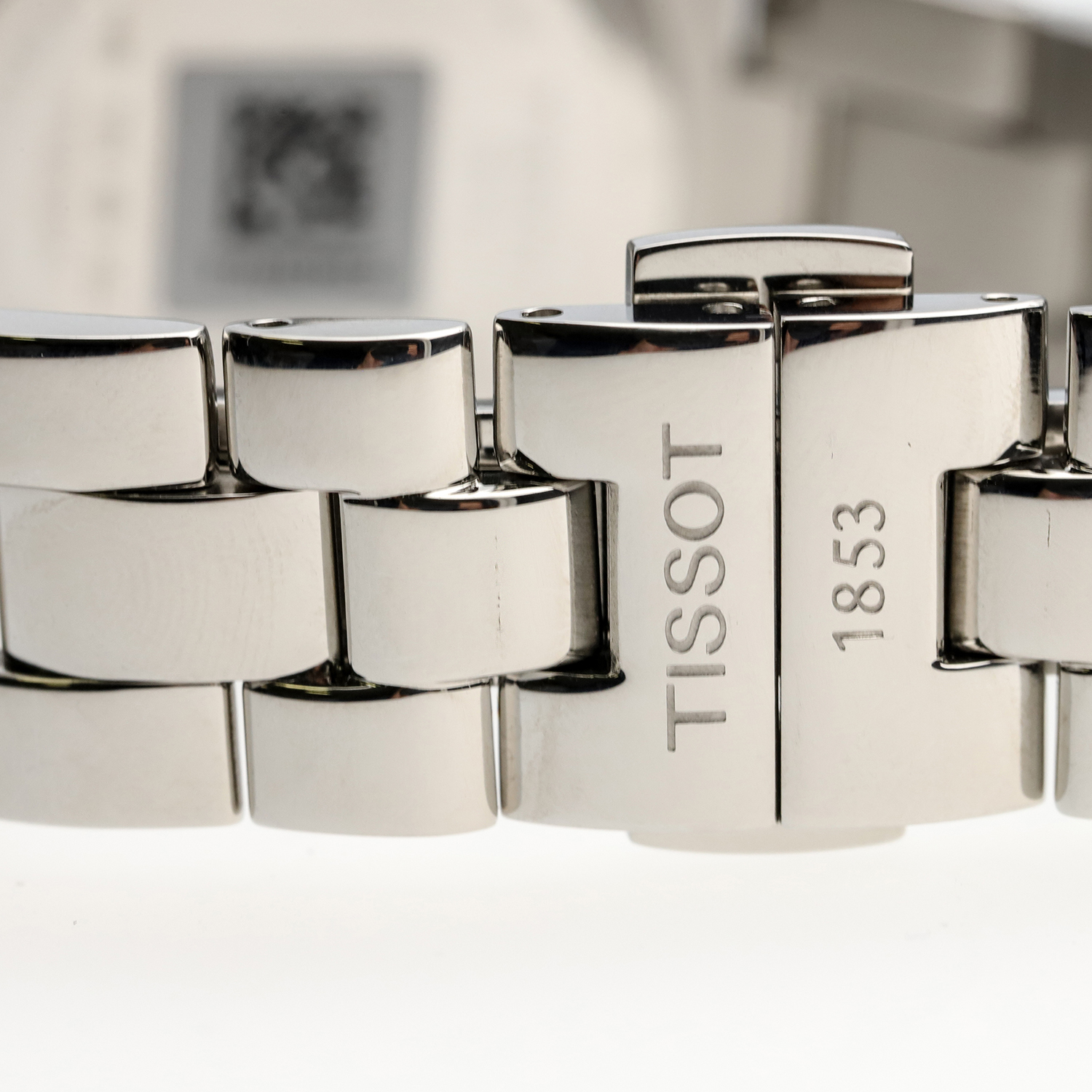 Tissot T1122101104600-POWYSTAWOWY damski zegarek T-Wave bransoleta