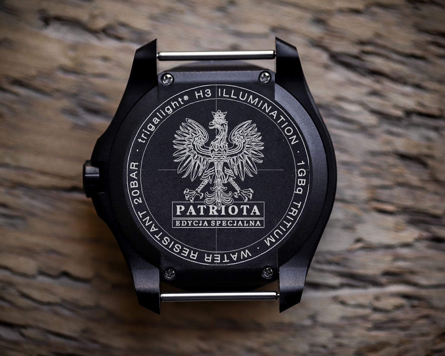 Traser TS-07021831 P96 Outdoor Pioneer Evolution PATRIOTA Edycja Specjalna P96 OdP Evolution Black zegarek męski klasyczny szafirowe