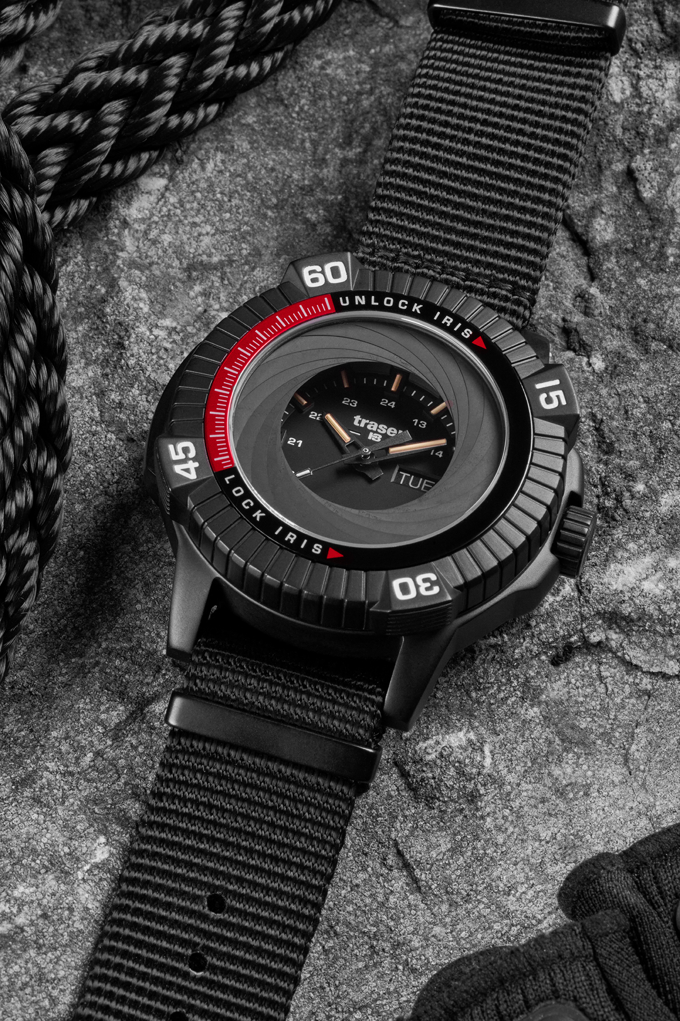 Traser TS-111462 zegarek męski wojskowy P99 Q Tactical pasek