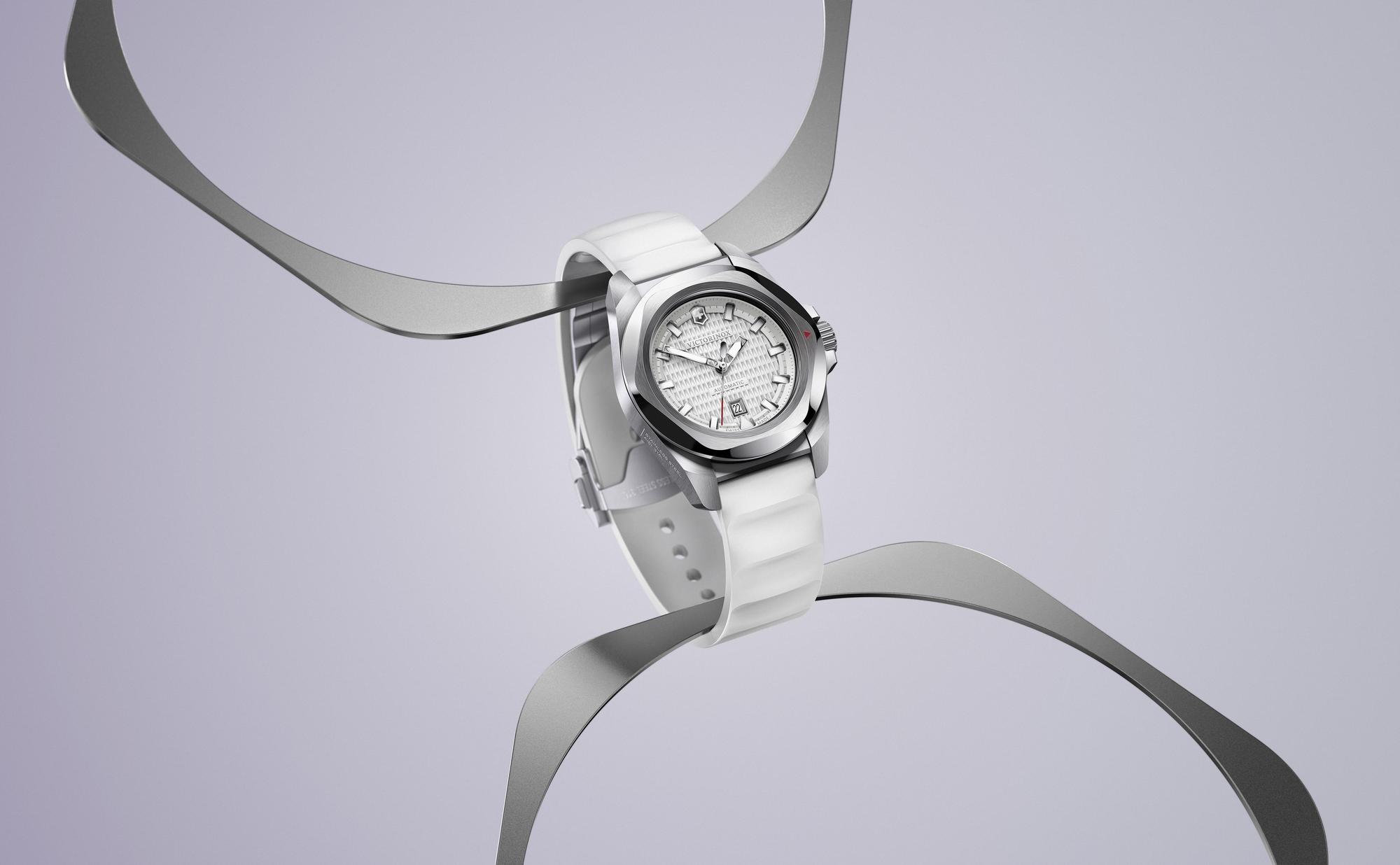 Victorinox 242027 INOX Small Automatic 32mm zegarek