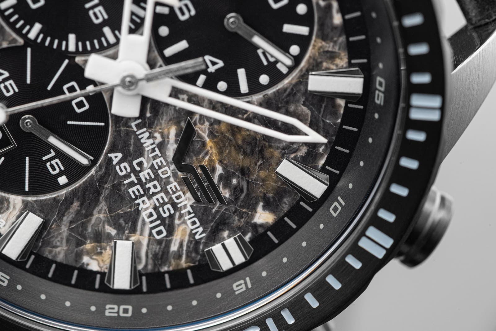 Vostok Europe 6S10-320E693B zegarek niebieski klasyczny Almaz bransoleta