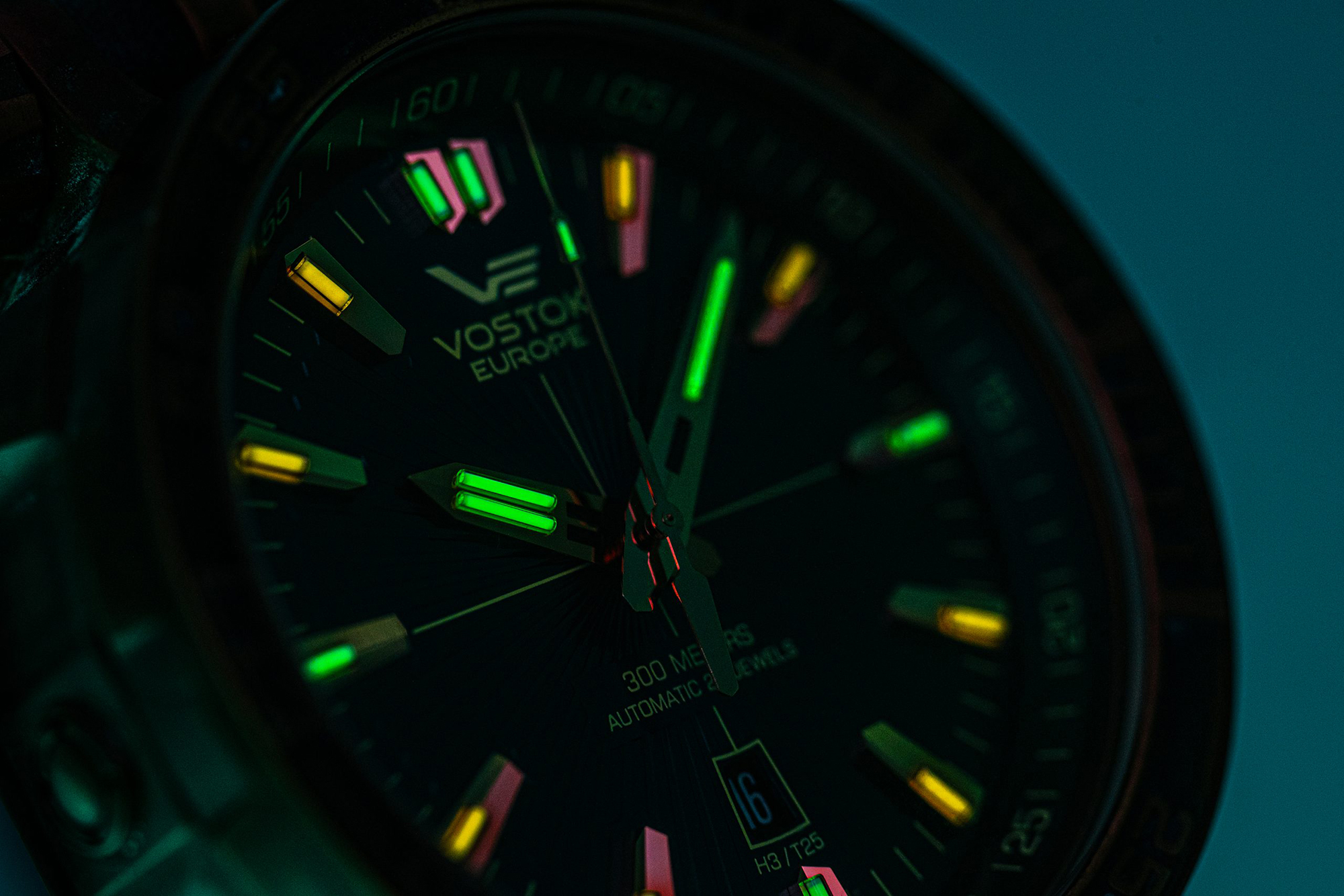 Vostok Europe NH35A-575O286 zegarek europejskie Energia Rocket