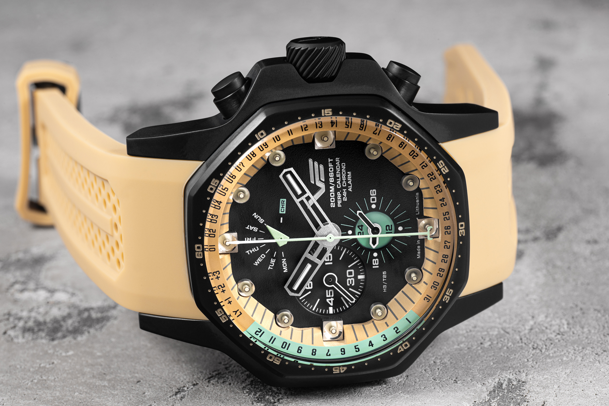 Vostok Europe YM86-640C697SB zegarek sportowy Atomic Age - miniatura 8