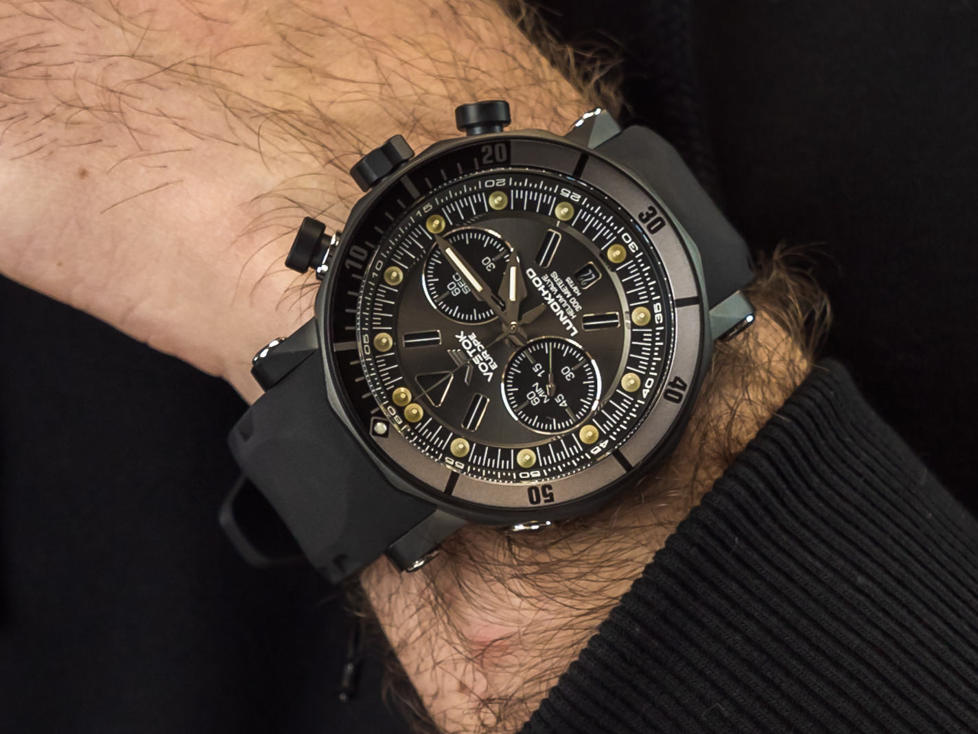 zegarek Vostok Europe 6S21-620E529 czarny Lunokhod
