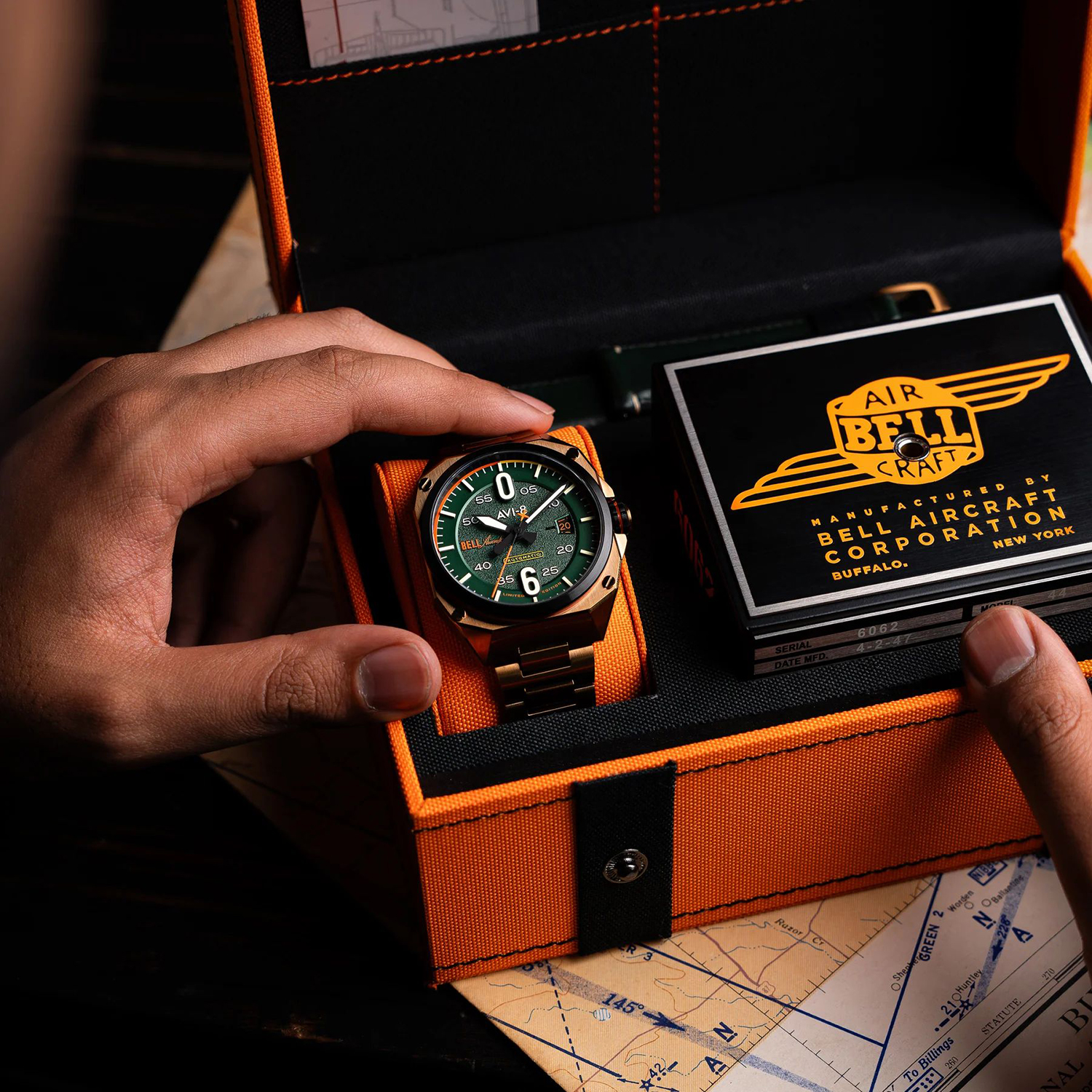 zegarek AVI-8 AV-4106-44 męski Dambuster - miniatura 9