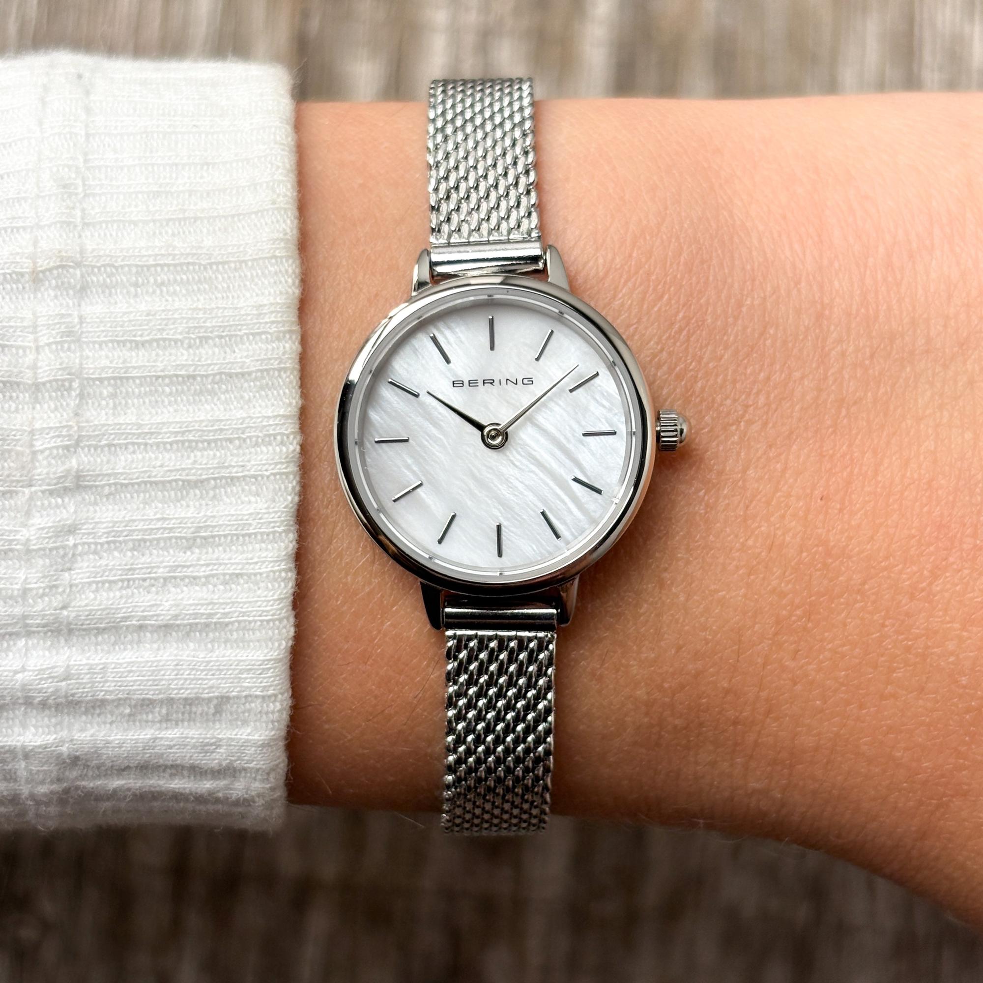 zegarek Bering 11022-004 Classic szafirowe