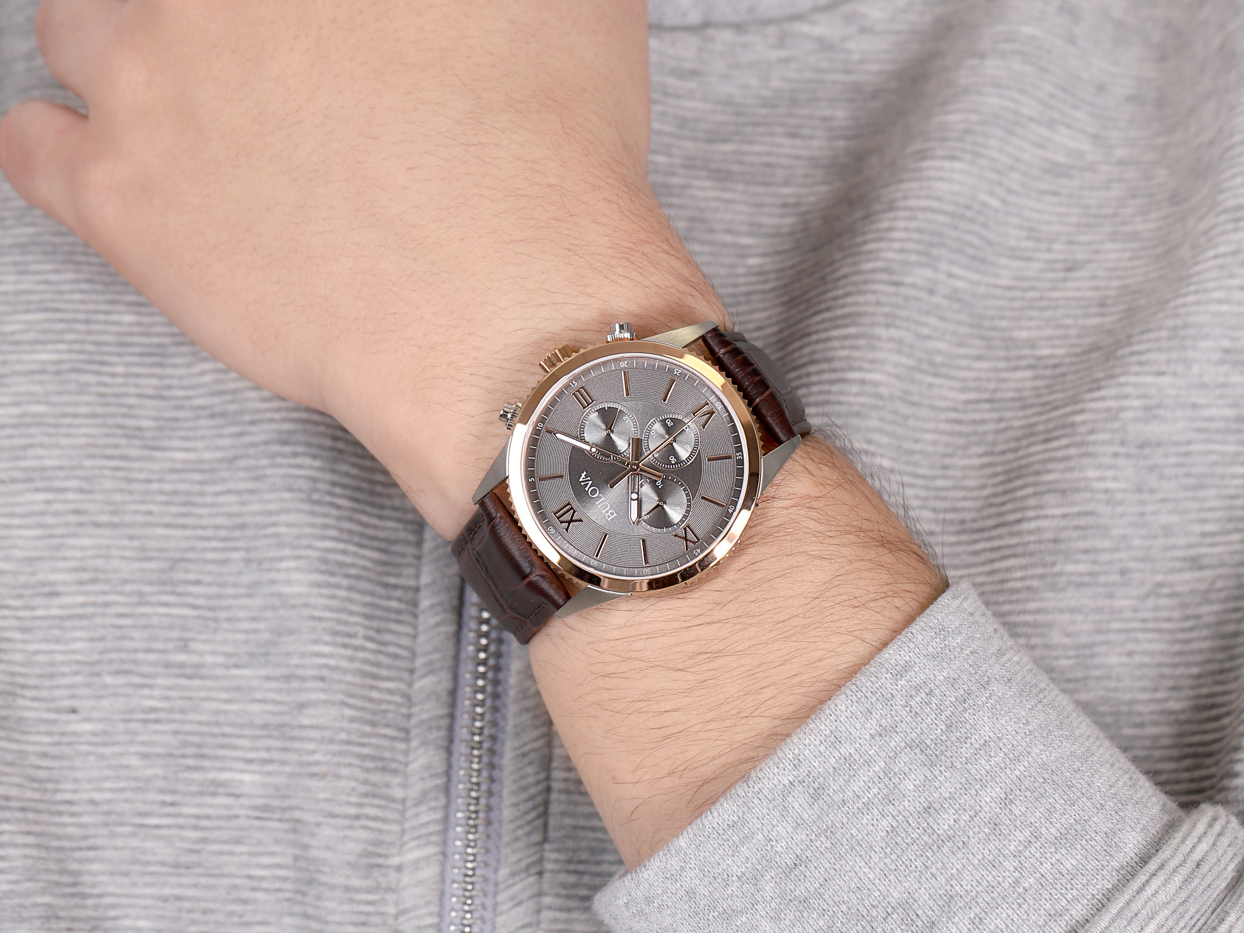 zegarek Bulova 98A219 męski z chronograf Classic - miniatura 4