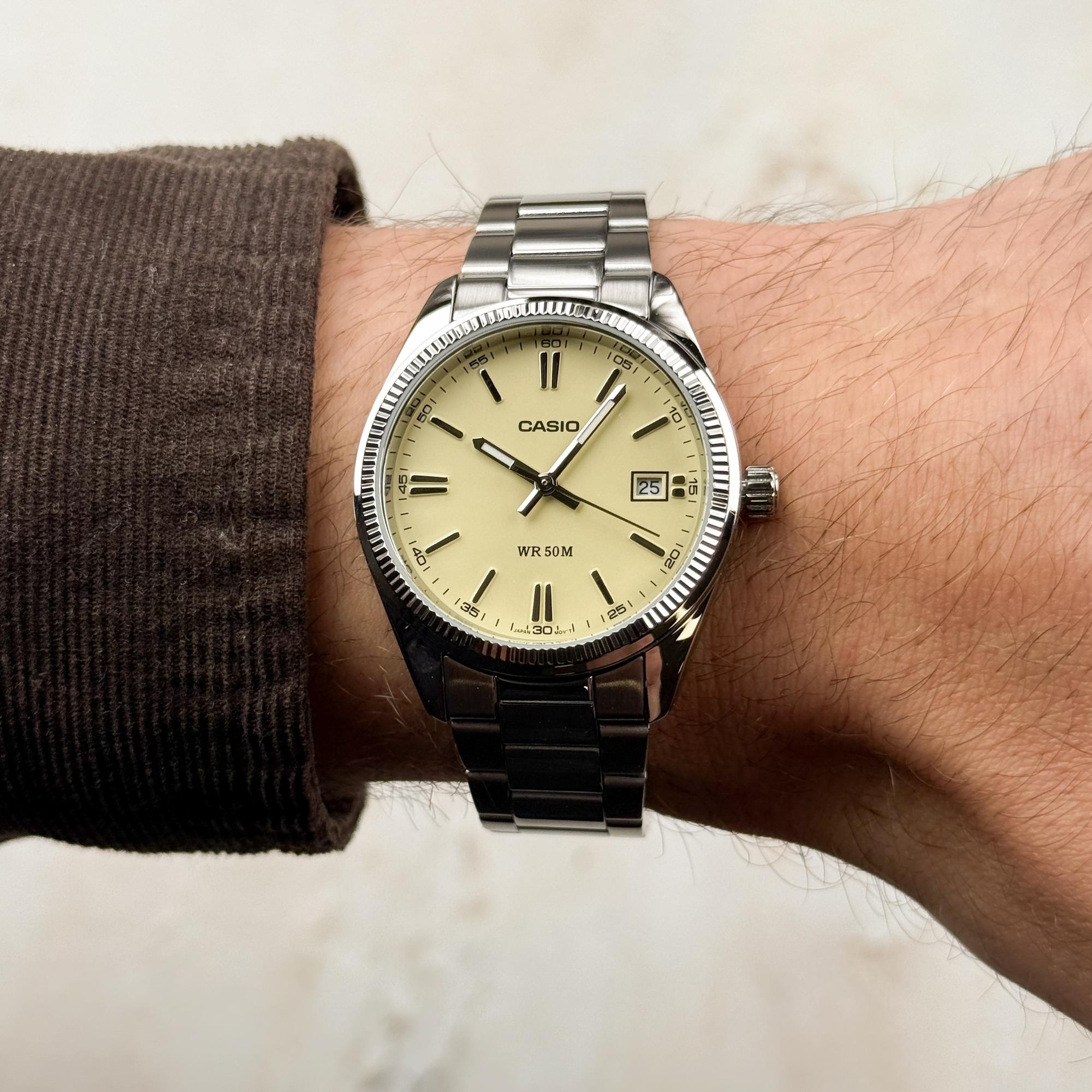 zegarek Casio UTP-1302PD-9AVEF kwarcowy męski Klasyczne Timeless Collection