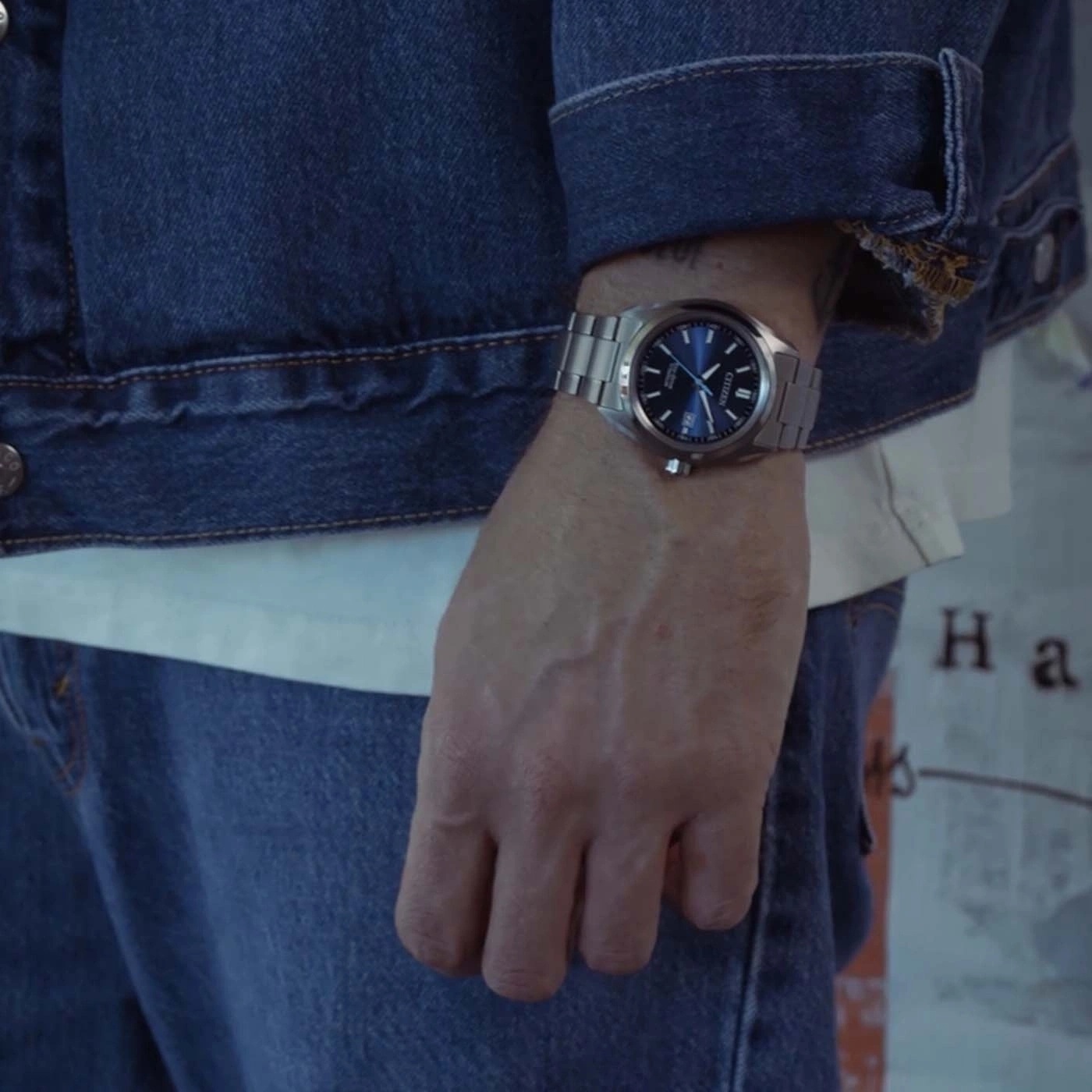 zegarek Citizen AW1900-50L solar Titanium - miniatura 11