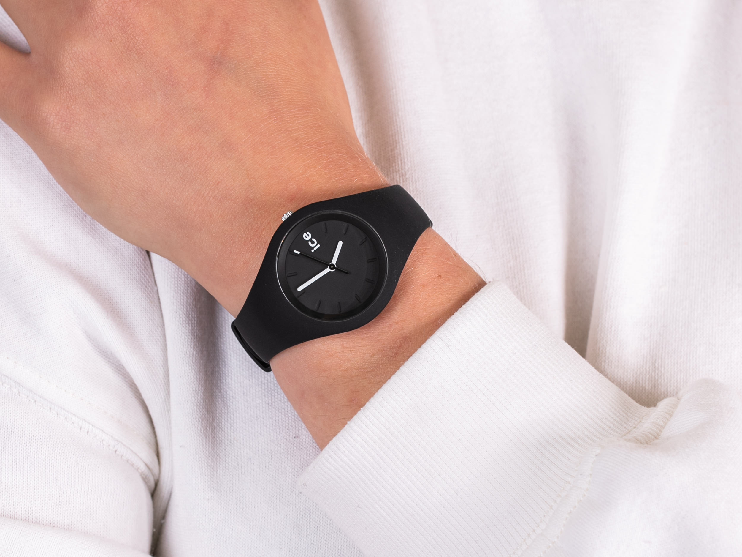 ICE Watch ICE.000991 ICE ola black rozm. S zegarek fashion/modowy Ice-Ola