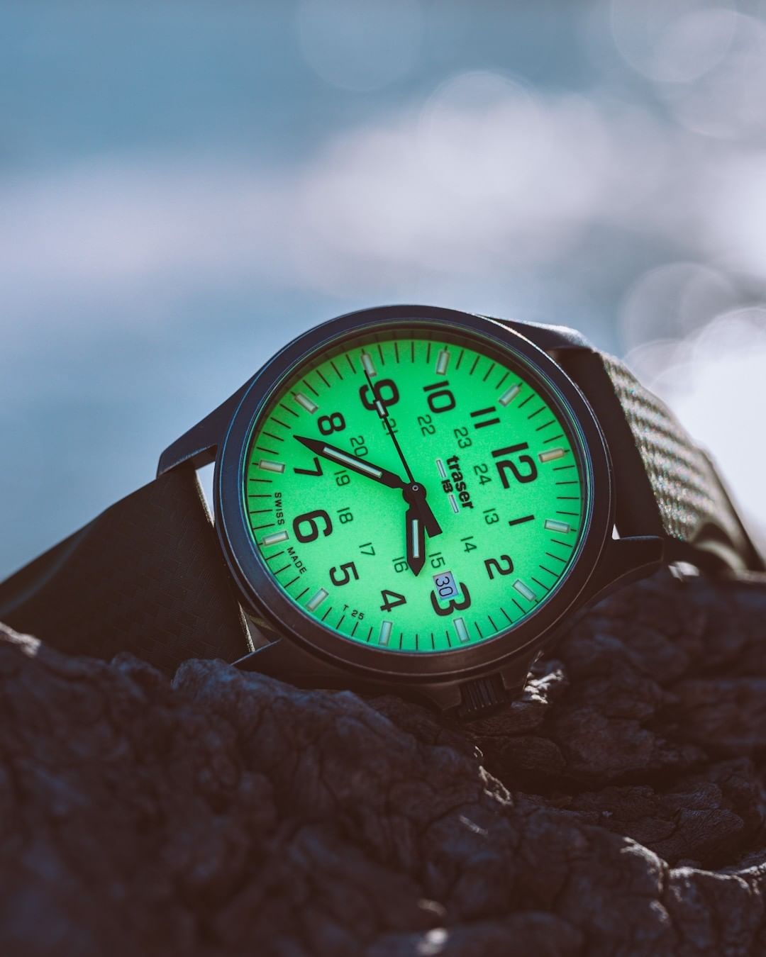 zegarek Traser TS-107424 kwarcowy męski P67 Officer Pro P67 Officer Pro GunMetal Lime
