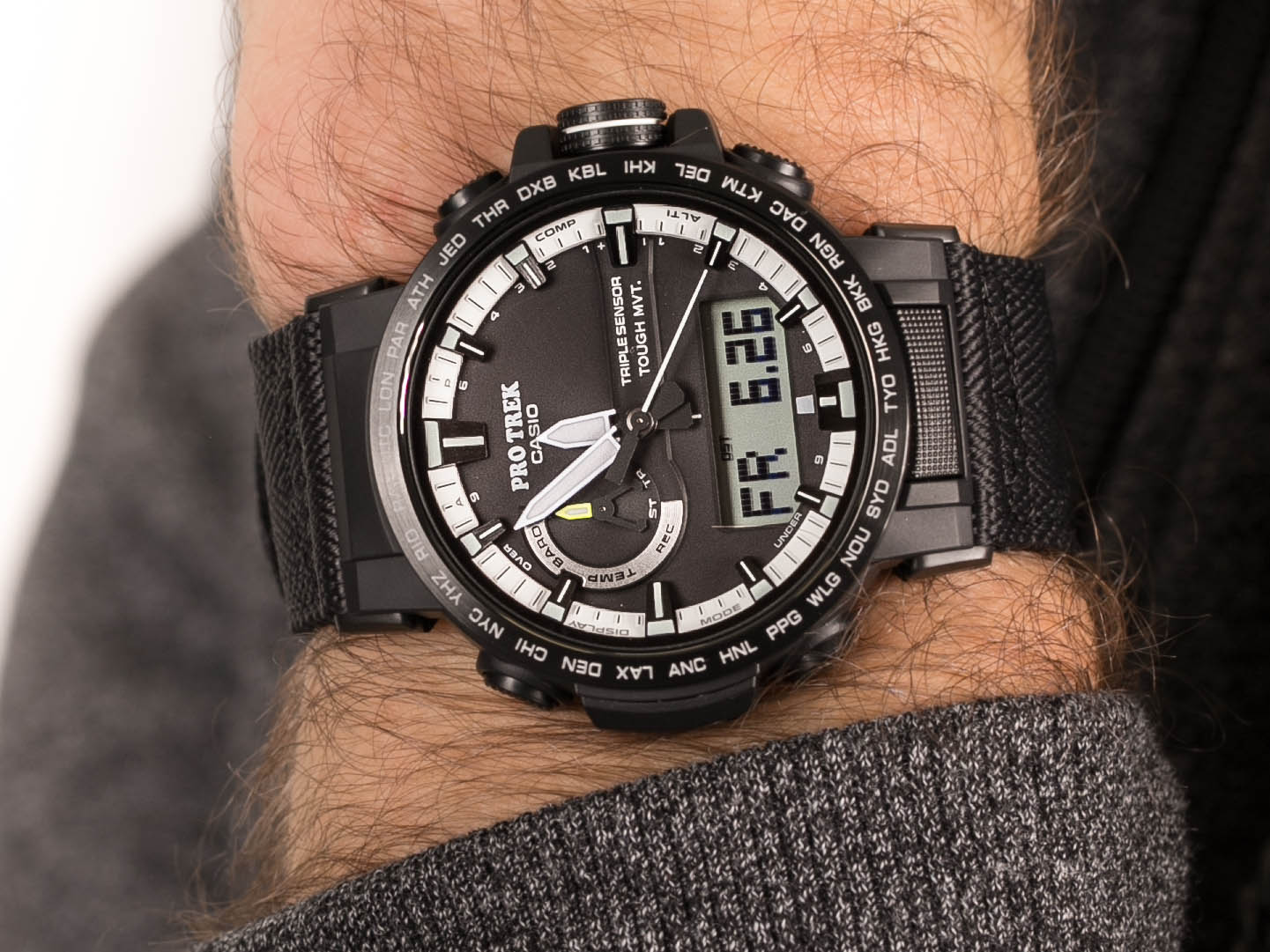 ProTrek PRW-60YBM-1AER zegarek sportowy ProTrek - miniatura 4