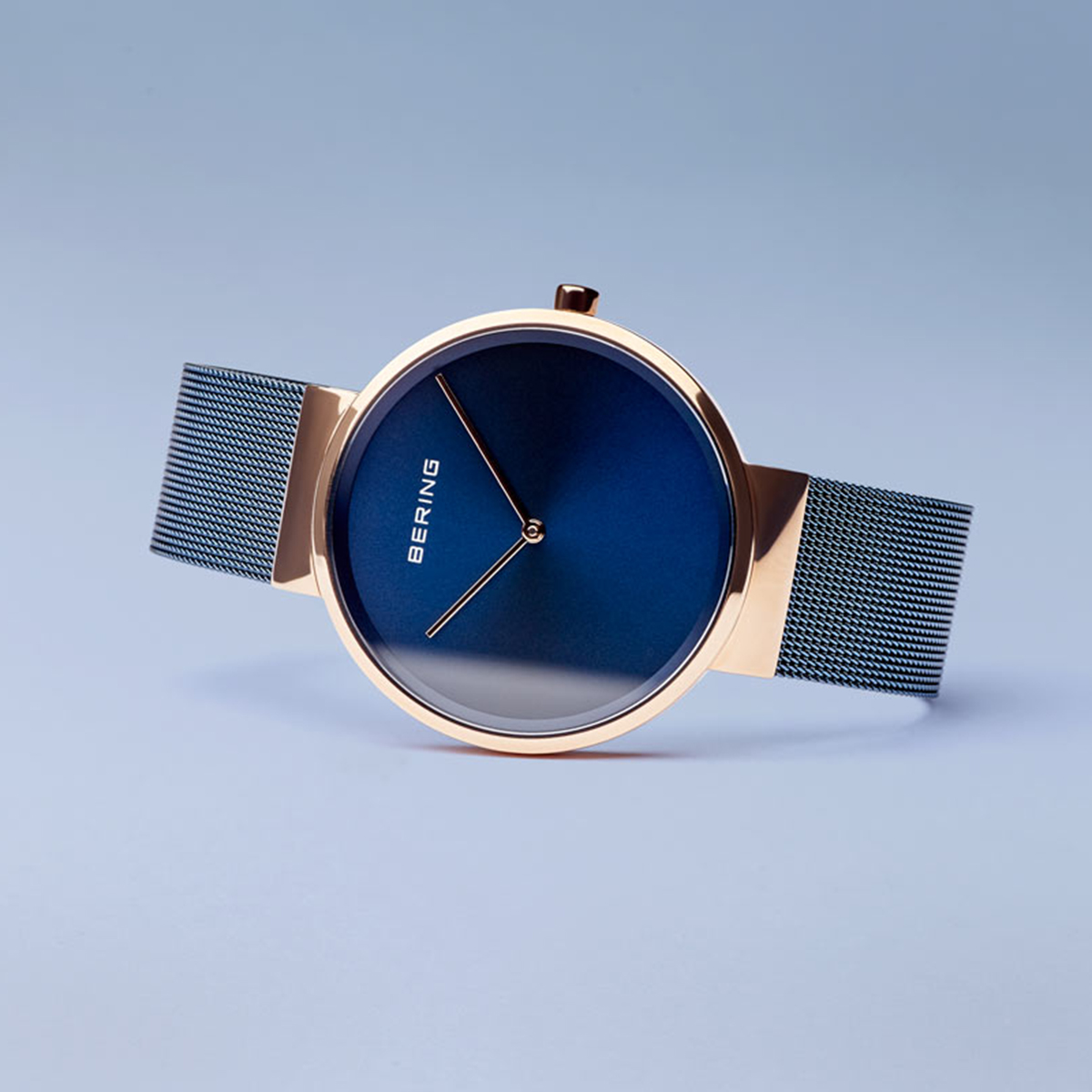 Bering 14539-367 Classic zegarek damski fashion/modowy szafirowe