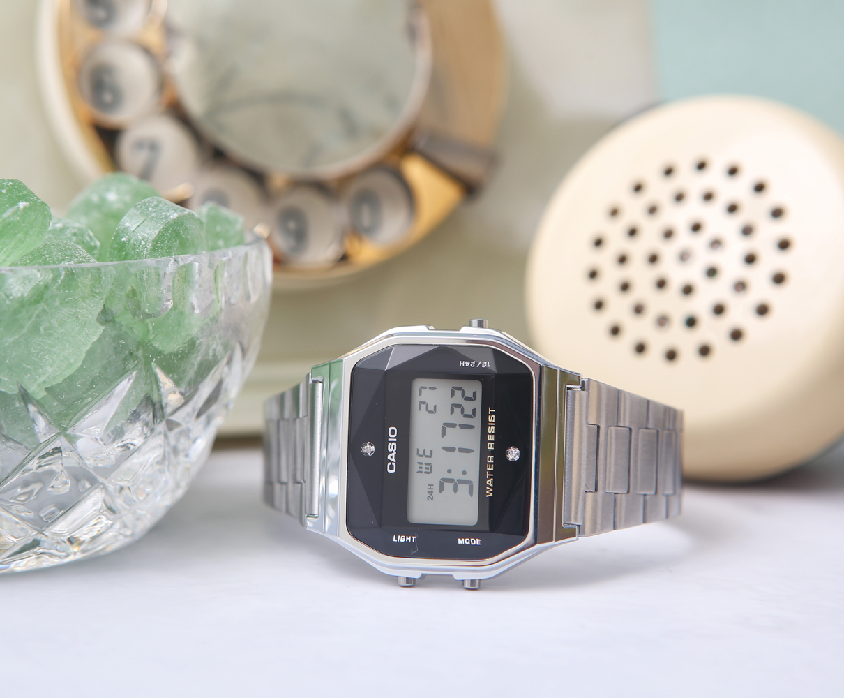 zegarek Casio Vintage A158WEAD-1EF kwarcowy damski VINTAGE Midi BLACK AND SILVER WITH DIAMOND LIMITED