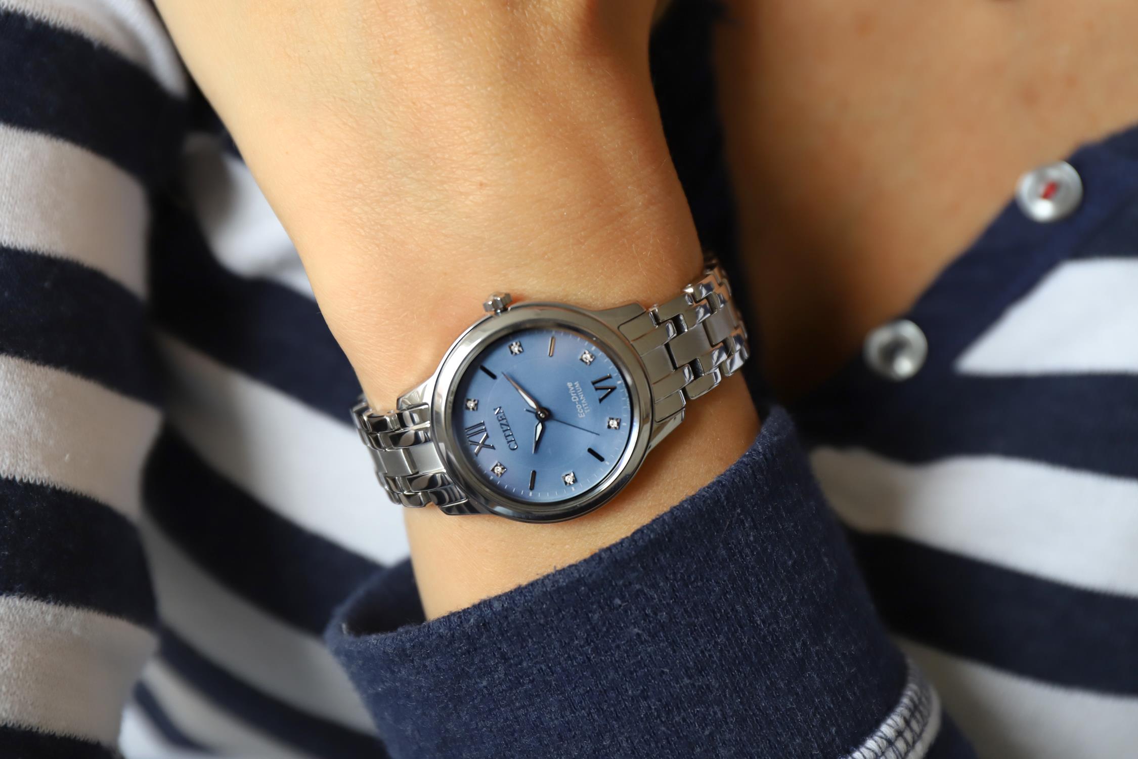 Citizen EM0720-85N zegarek srebrny klasyczny Ecodrive bransoleta - miniatura 8