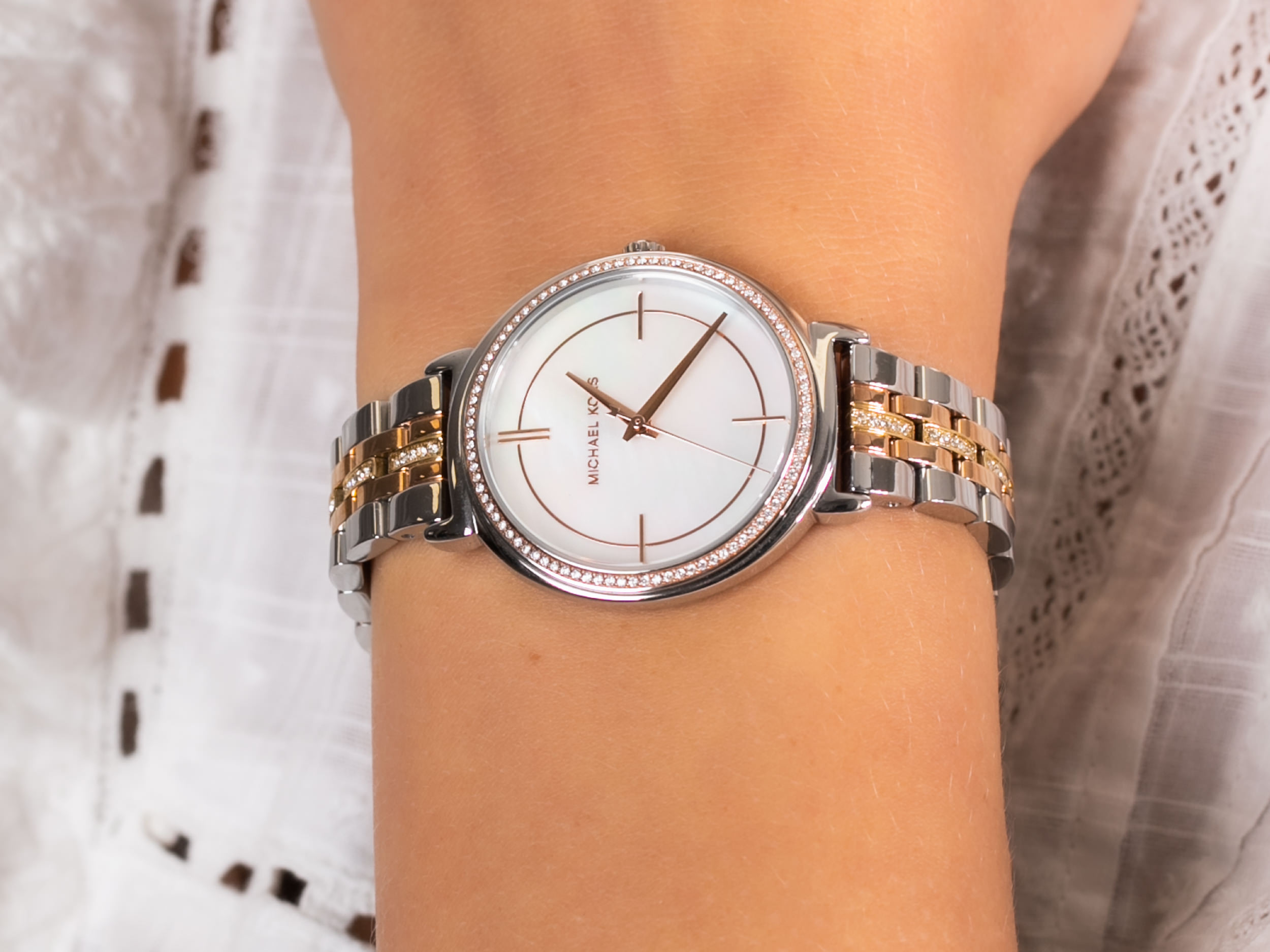 Michael Kors MK3927 CINTHIA zegarek fashion/modowy Cinthia