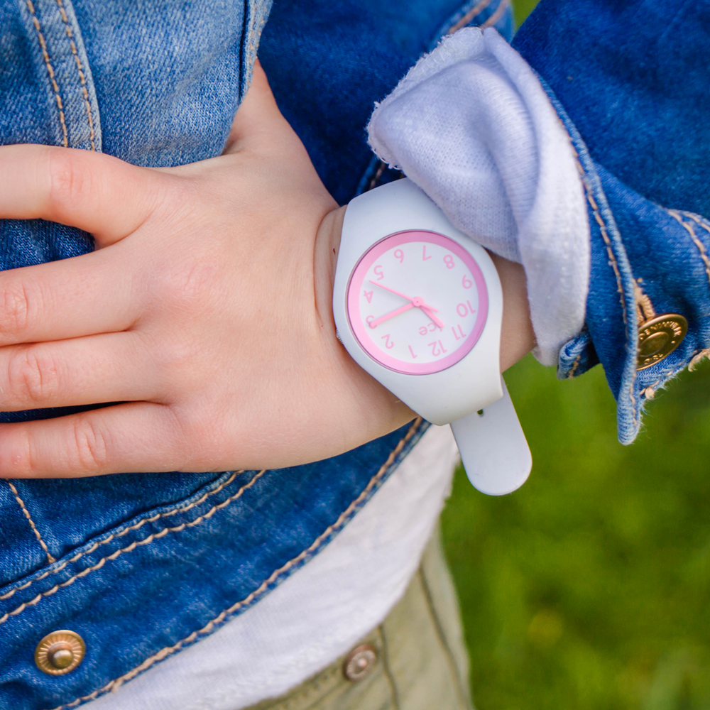 ICE Watch ICE.015349 zegarek biały fashion/modowy ICE-Ola Kids pasek