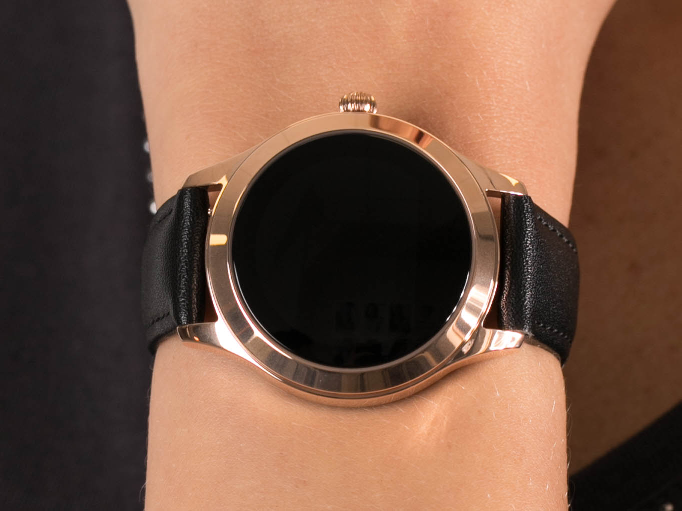 Zegarek Rubicon Smartwatch Rubicon RNAE36 różowe złoto czarny - damski 