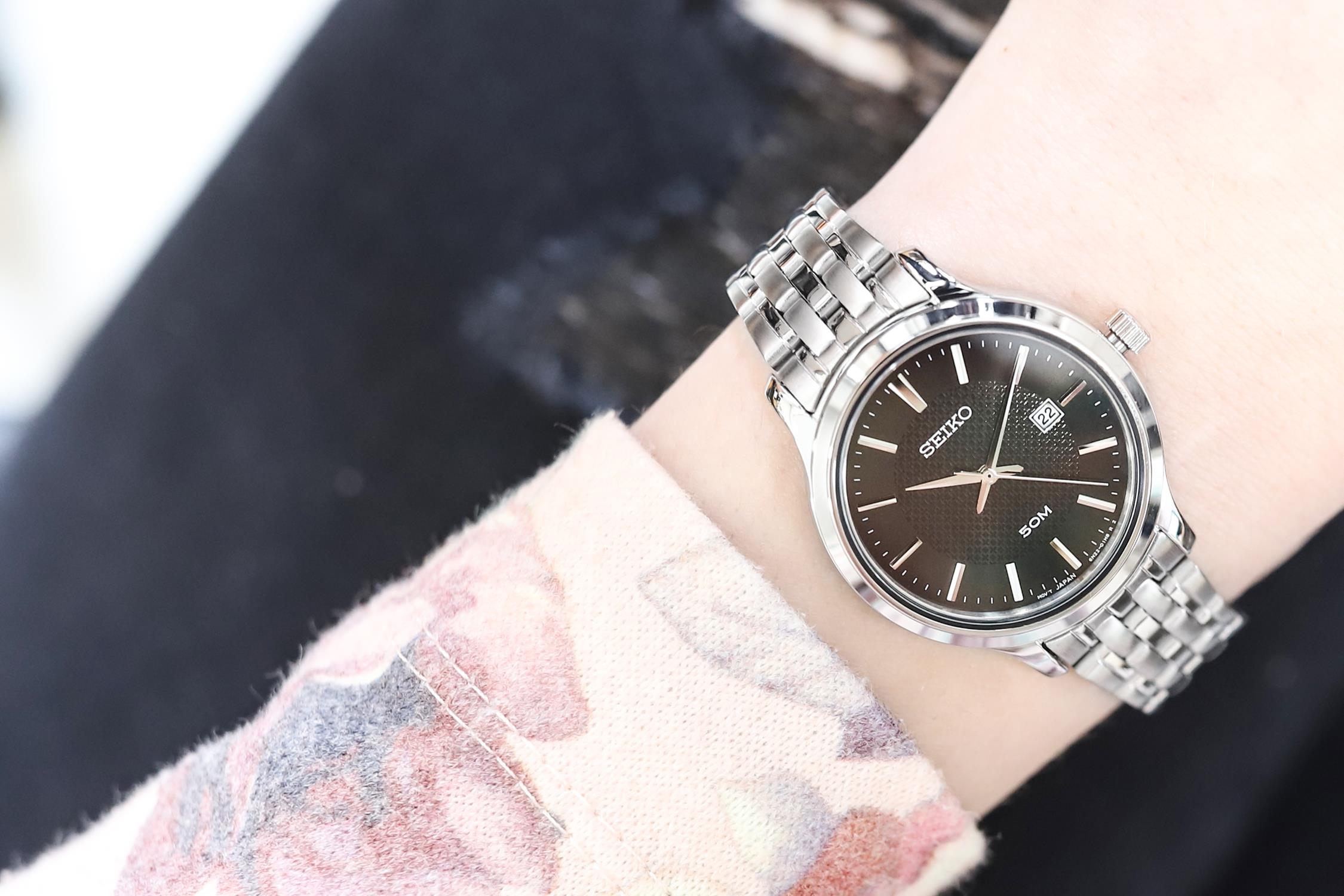 Seiko SUR649P1 zegarek srebrny klasyczny Classic bransoleta