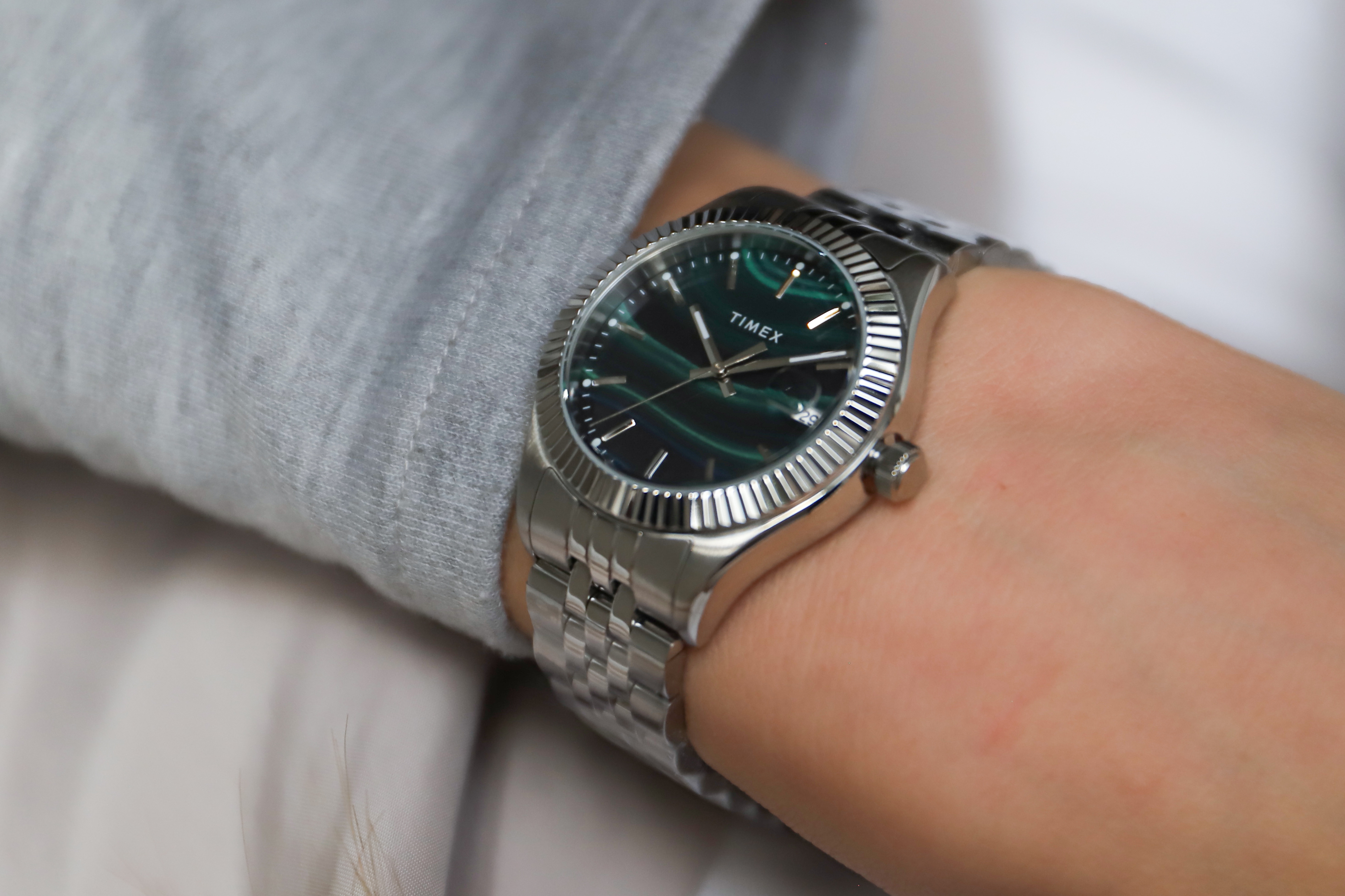 Timex TW2T87200 zegarek srebrny klasyczny Waterbury bransoleta - miniatura 5