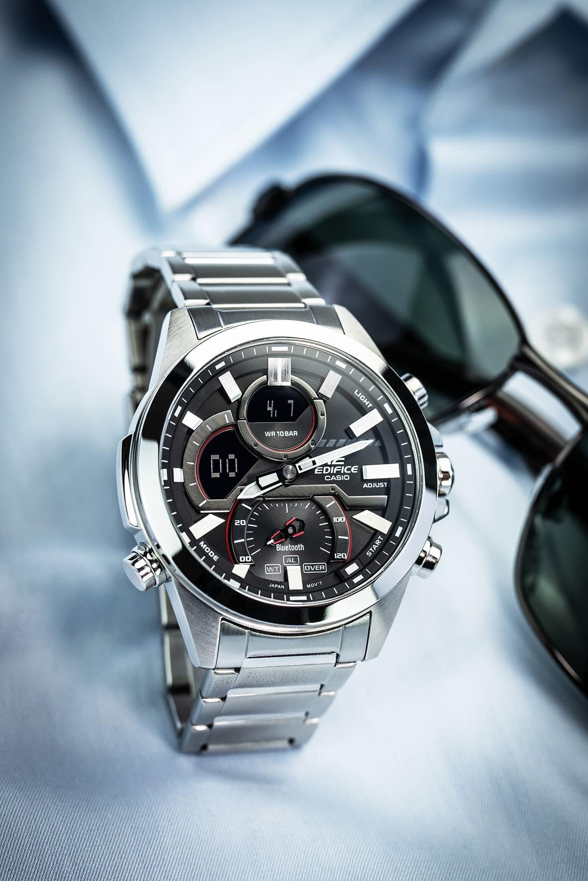 zegarek EDIFICE ECB-30D-1AEF srebrny EDIFICE Premium