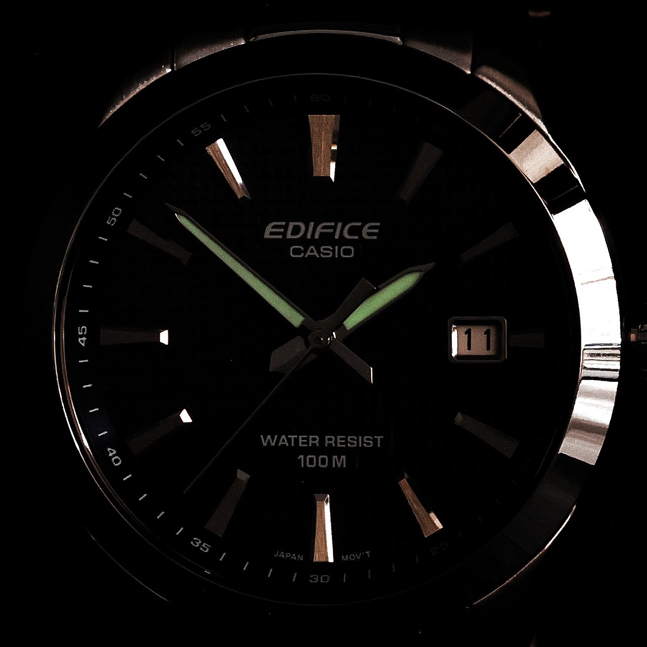 zegarek EDIFICE EFV-160D-2AVEF srebrny EDIFICE Momentum