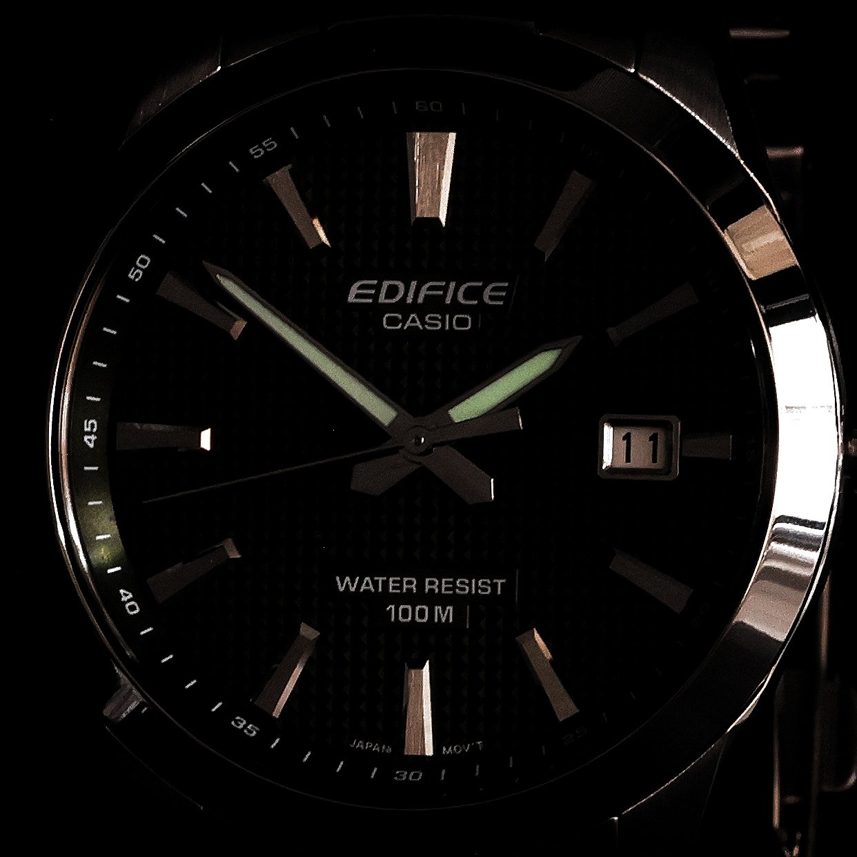 zegarek EDIFICE EFV-160D-3AVEF srebrny EDIFICE Momentum