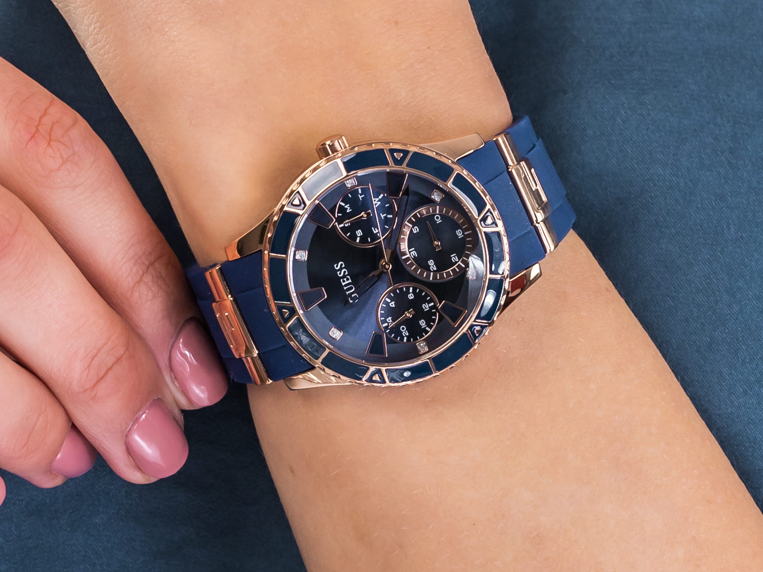 Guess W1157L3 zegarek fashion/modowy Pasek