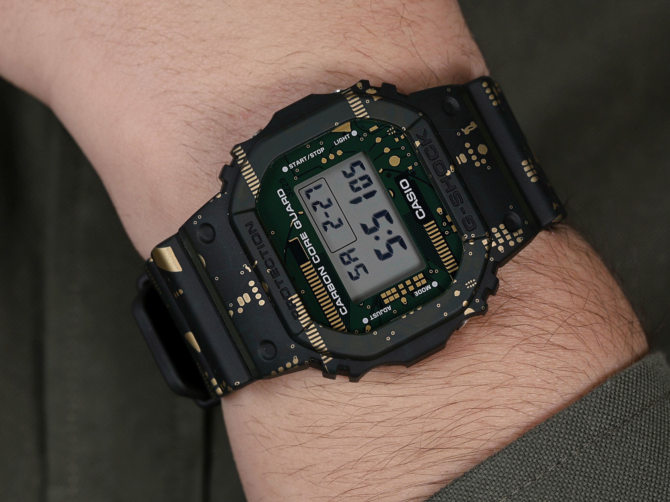 zegarek G-SHOCK DWE-5600CC-3ER kwarcowy G-SHOCK Original