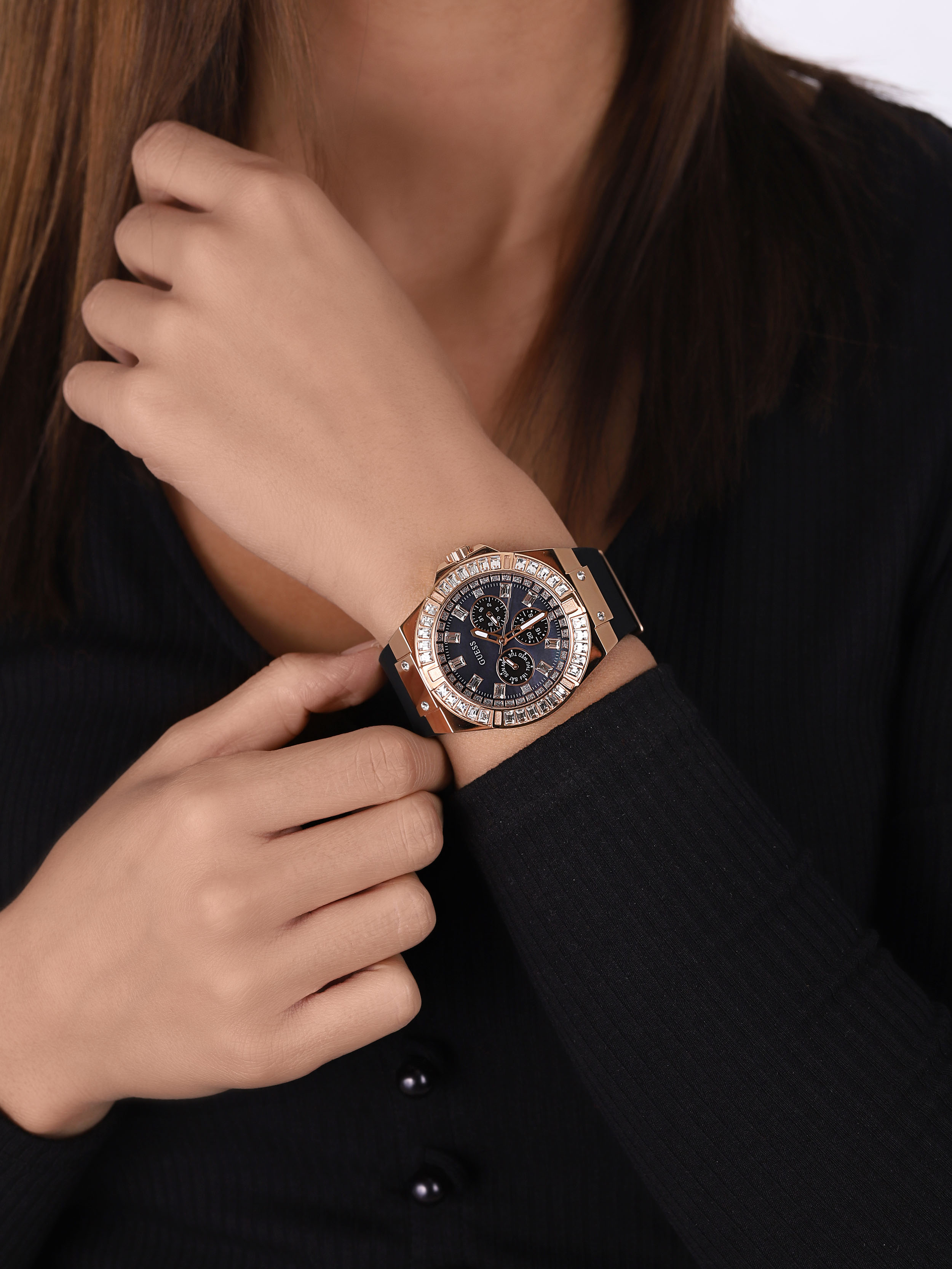 zegarek Guess GW0118L2 kwarcowy damski Bransoleta VENUS - miniatura 3