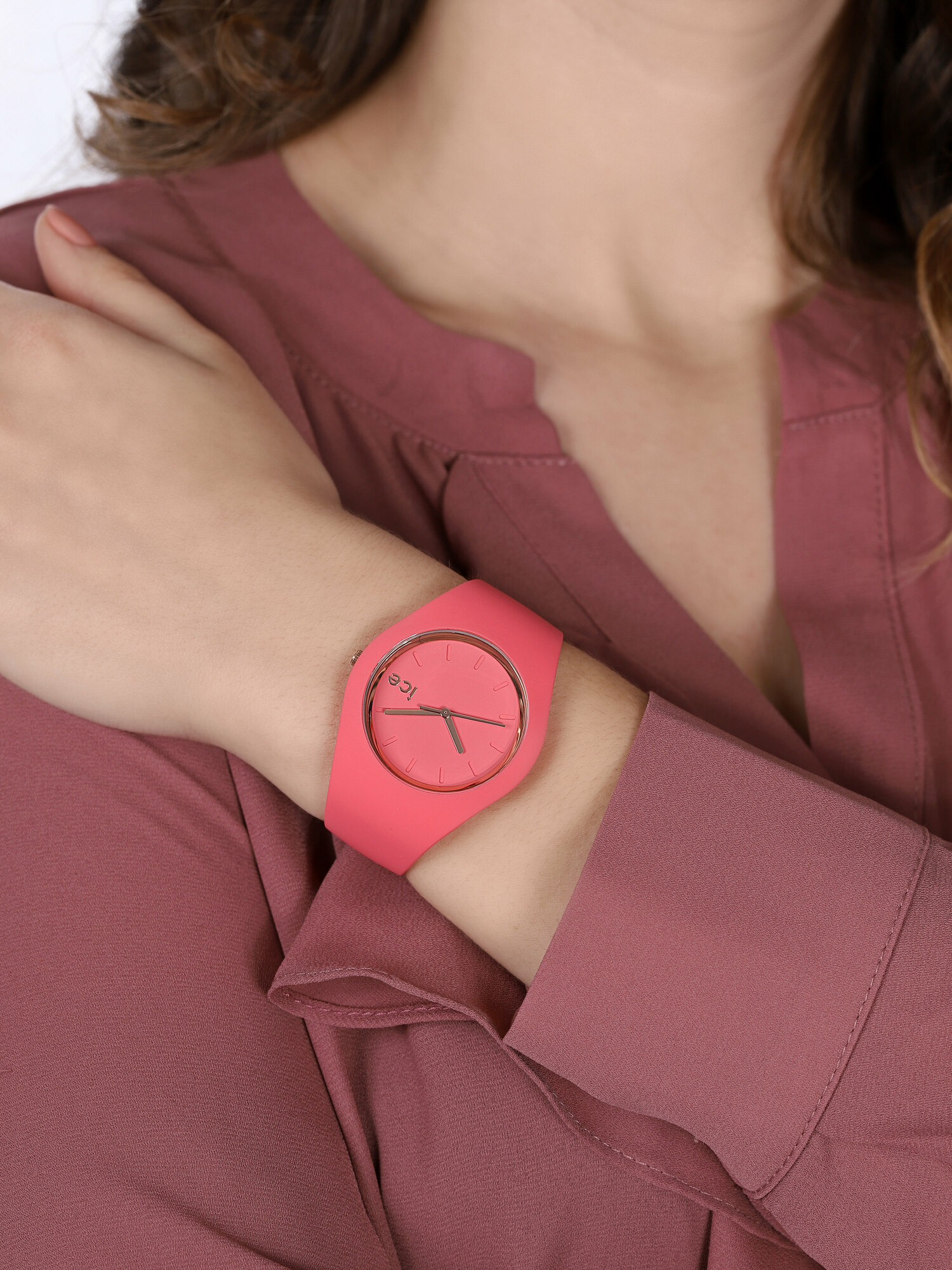 zegarek ICE Watch ICE.015335 ICE glam colour raspberry rozm. M Ice-Glam Colour mineralne - miniatura 3