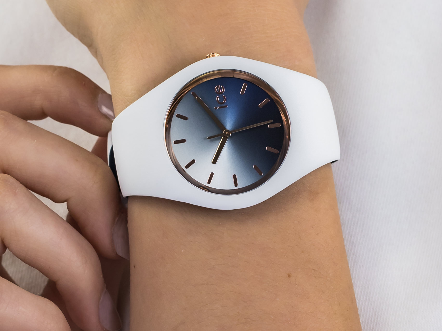 zegarek ICE Watch ICE.016983 kwarcowy damski Ice-Duo ICE duo chic White marine Rozm. M