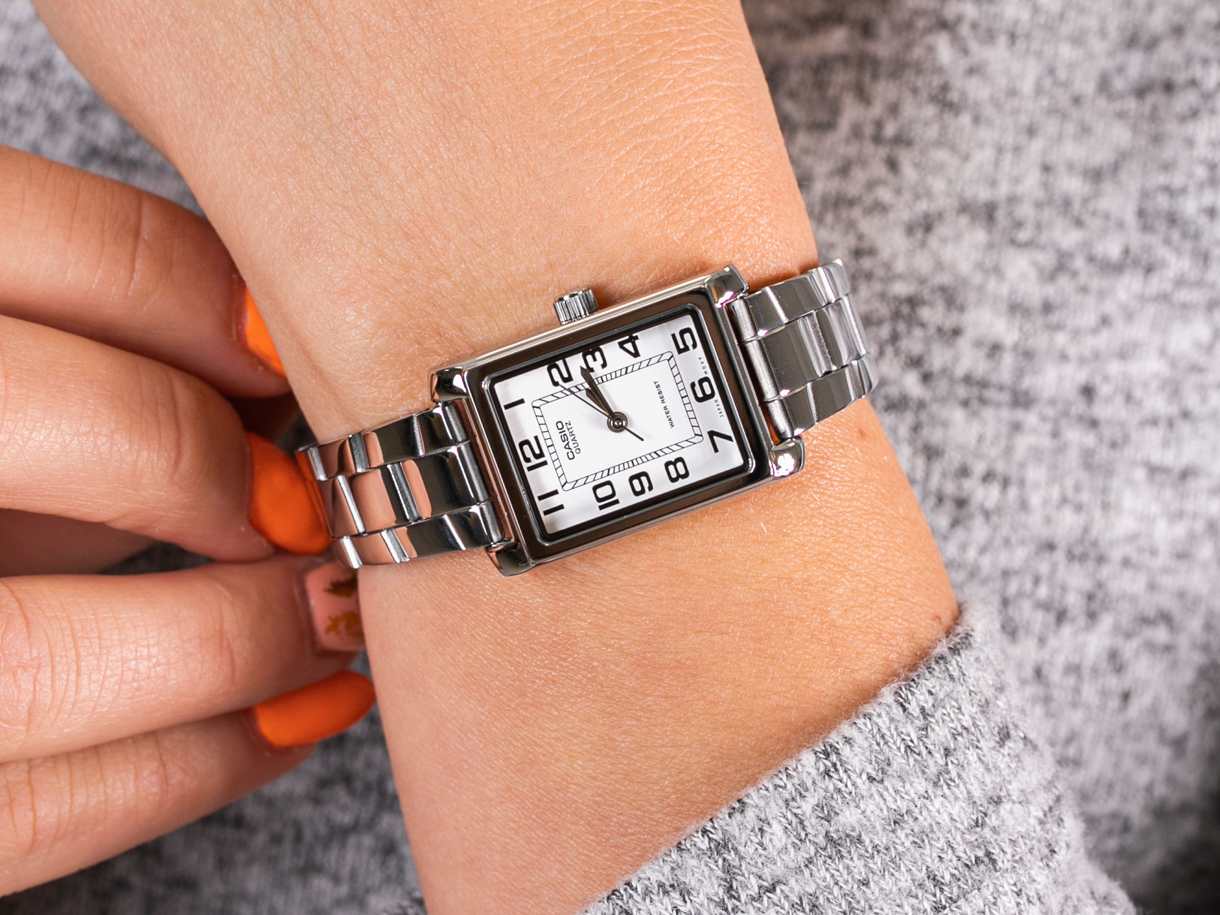 Casio LTP-1234D-7B zegarek klasyczny Klasyczne