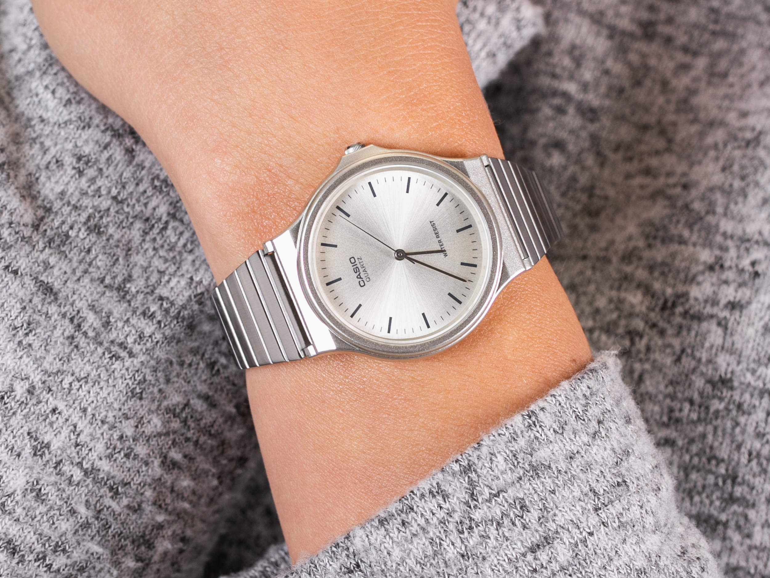 Casio MQ-24D-7EEF zegarek klasyczny Klasyczne - miniatura 4