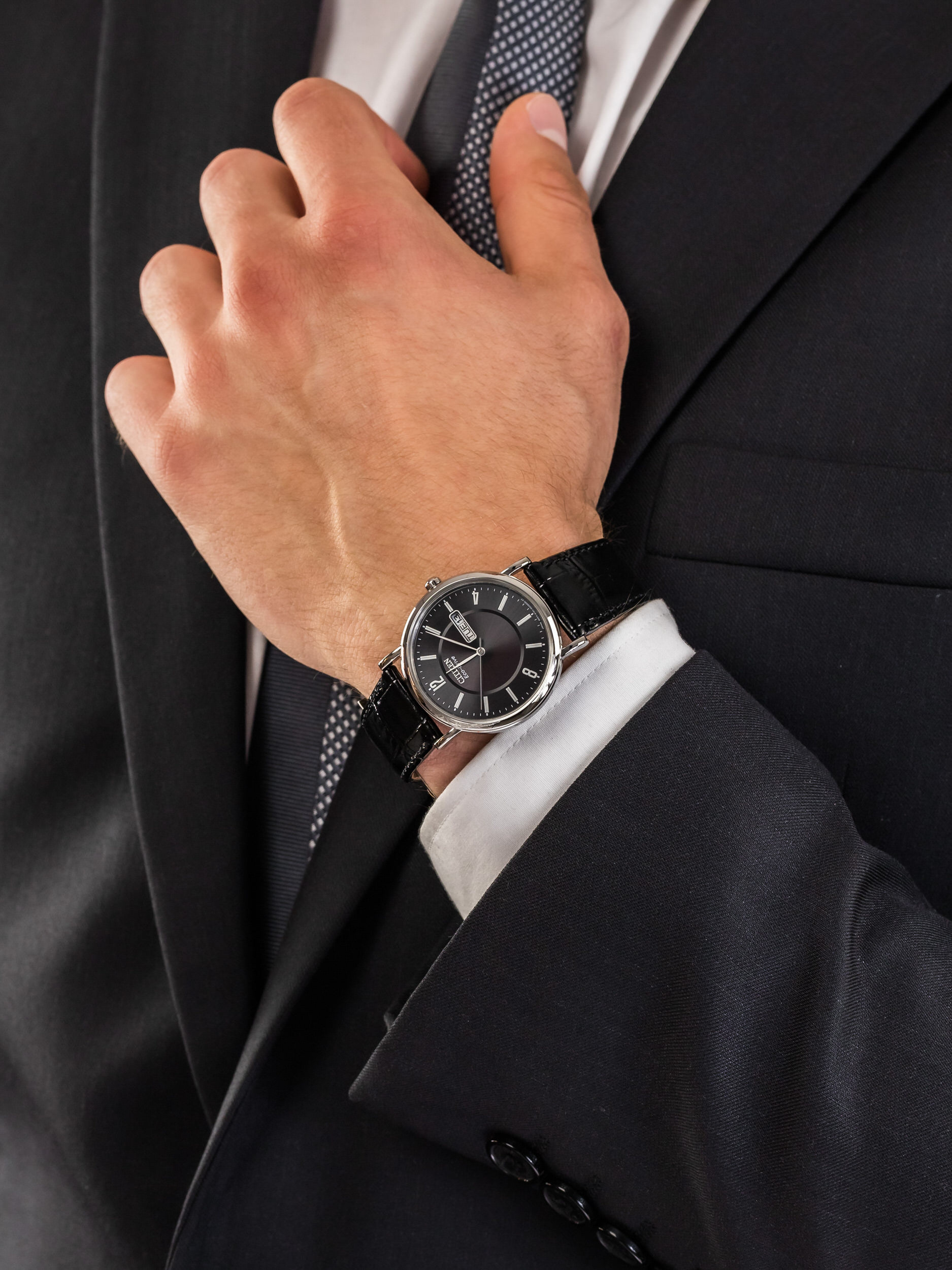 Citizen BM8241-01EE zegarek klasyczny Leather - miniatura 3