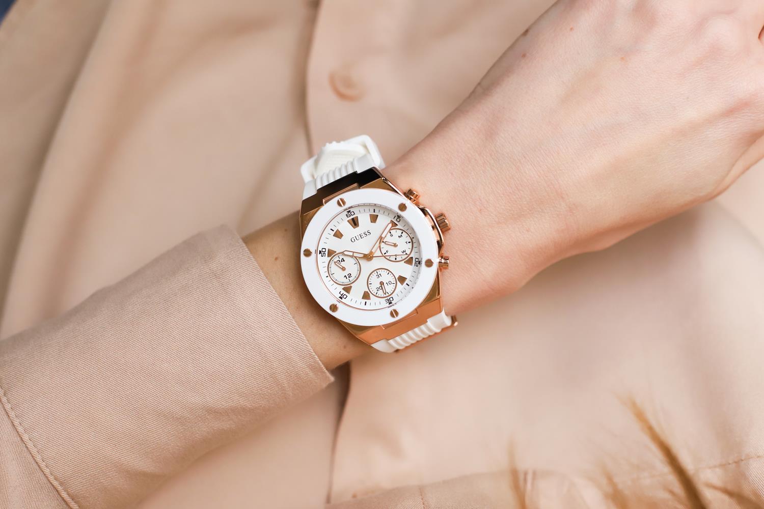 Guess GW0030L3 Pasek klasyczny zegarek różowe złoto