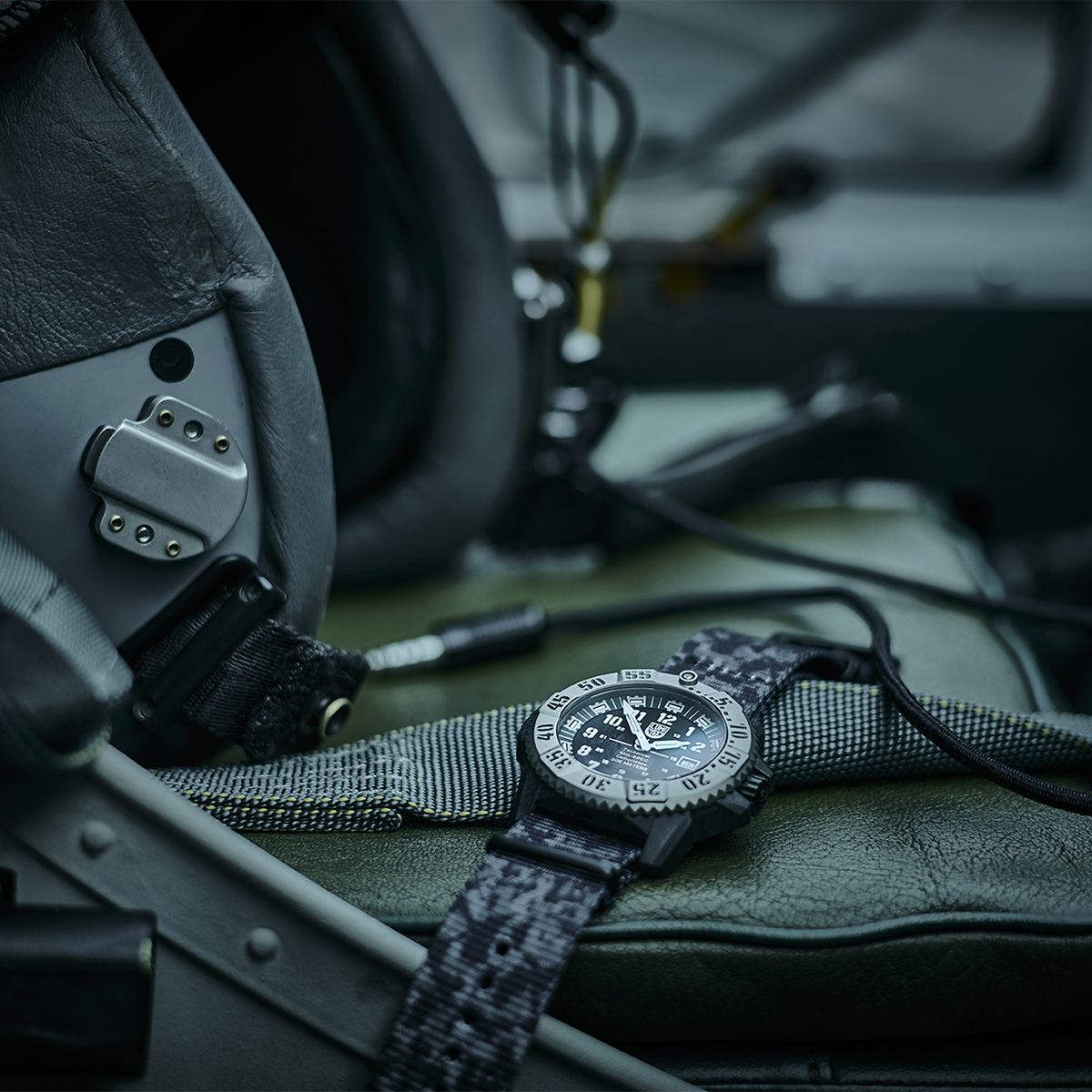 zegarek Luminox XL3351SET1 kwarcowy Land Series - miniatura 12