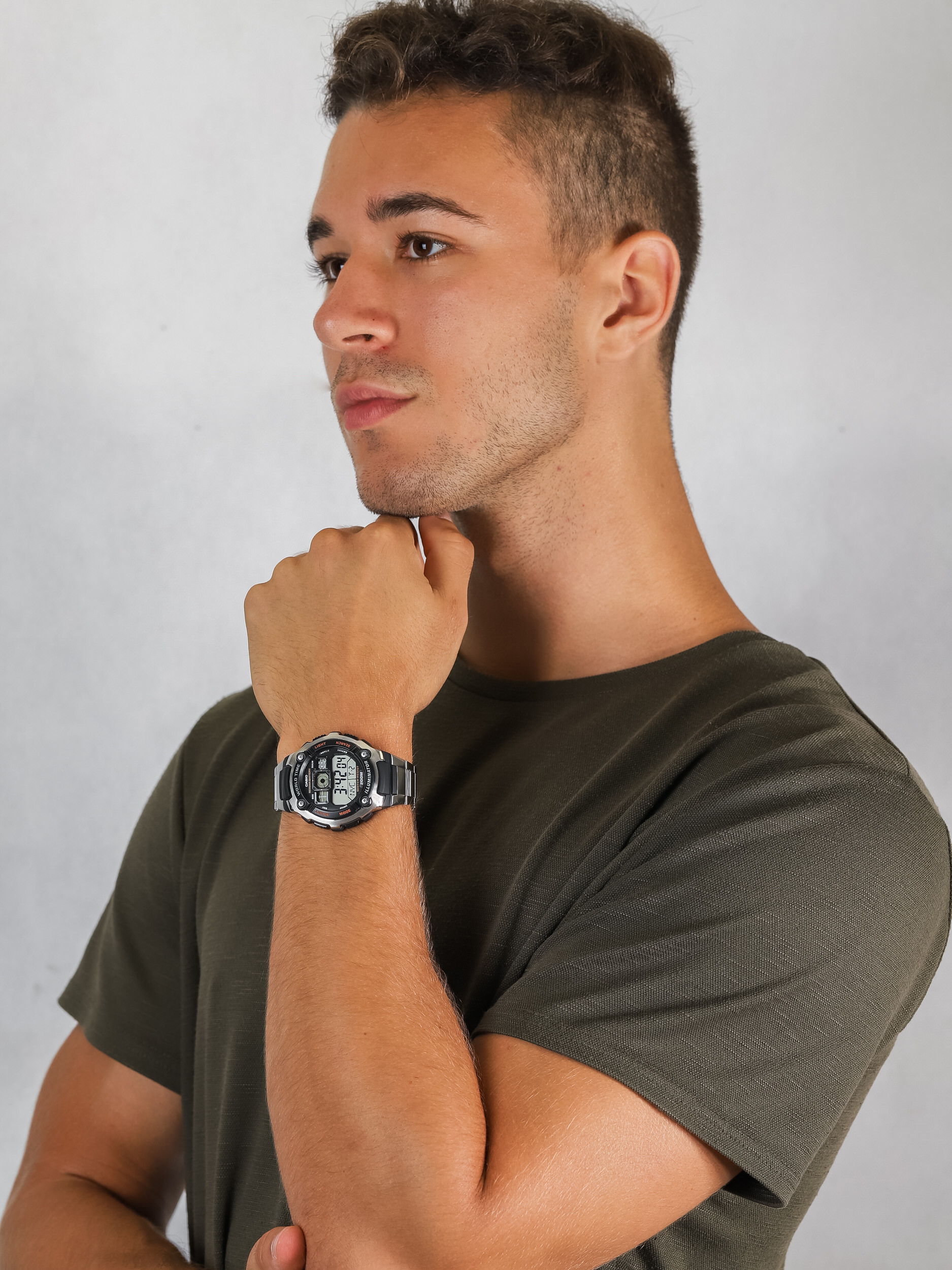 Casio AE-2000WD-1AVEF zegarek męski Sportowe