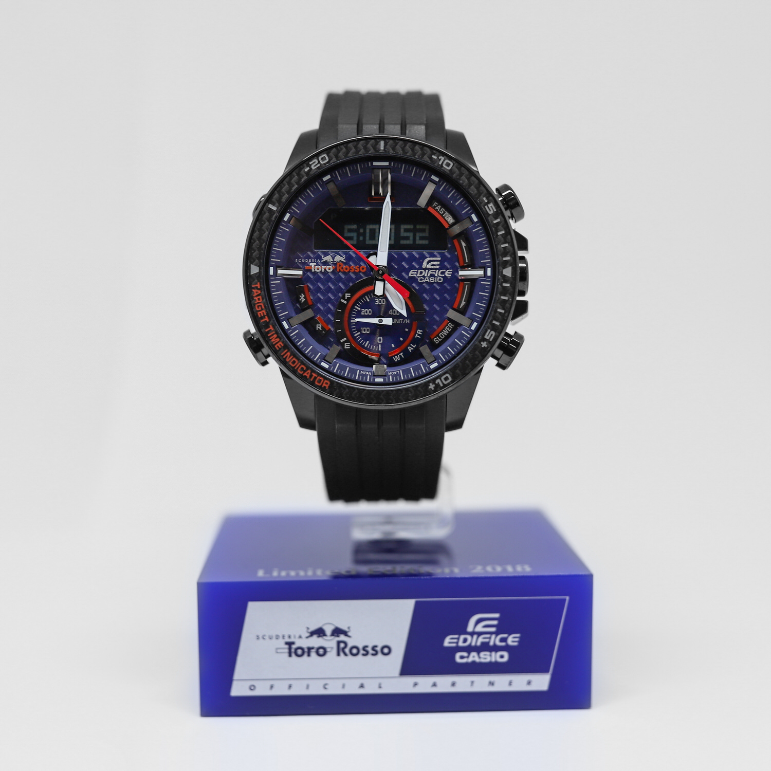 Edifice ECB-800TR-2AER zegarek męski EDIFICE Premium