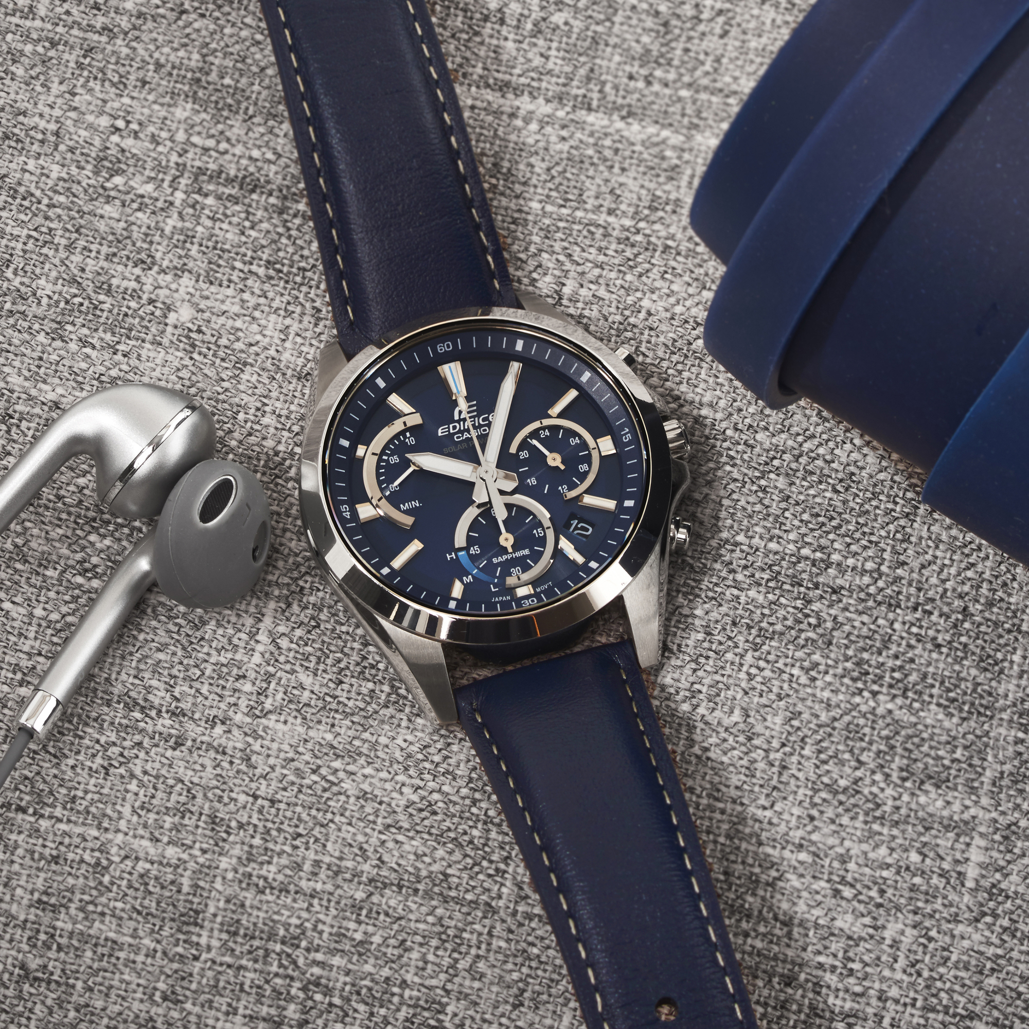 zegarek Edifice EFS-S530L-2AVUEF RETROGRADE CHRONO SAPPHIRE SOLAR męski z chronograf EDIFICE Premium
