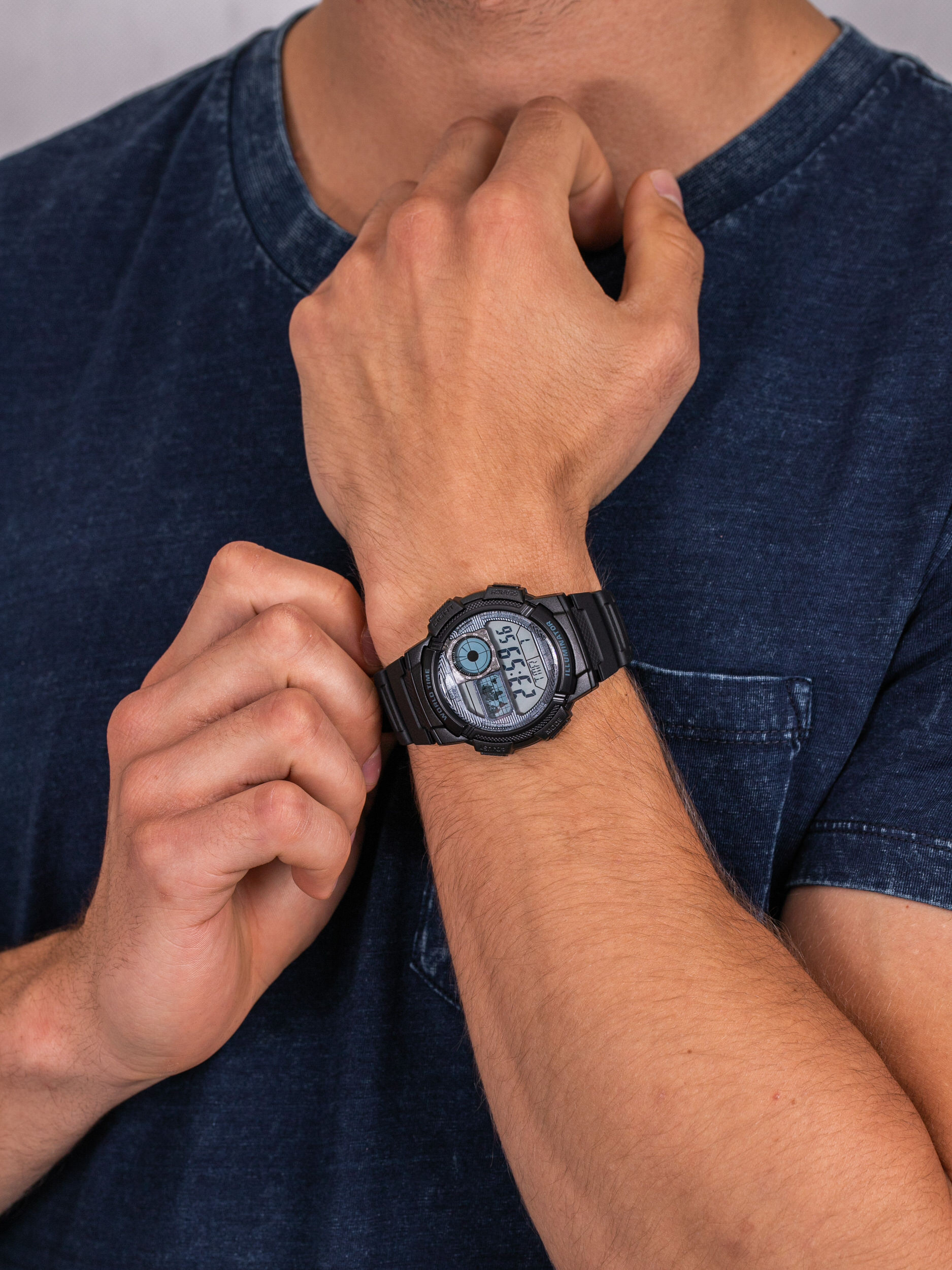 Casio AE-1000W-2A2VEF męski zegarek Sportowe pasek - miniatura 3
