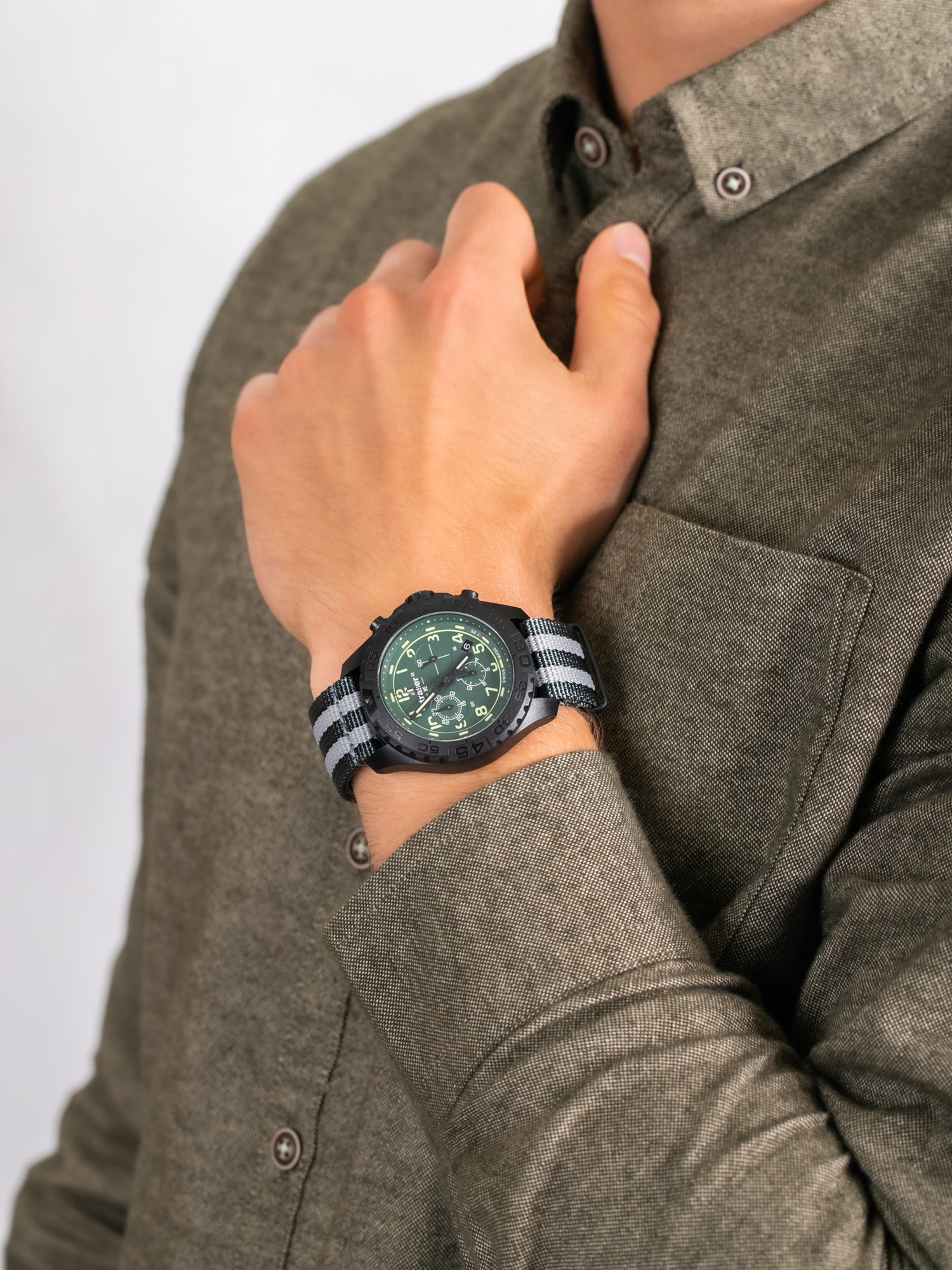 zegarek Traser TS-109048 P96 OdP Evolution Chrono Green męski z chronograf P96 Outdoor Pioneer - miniatura 3