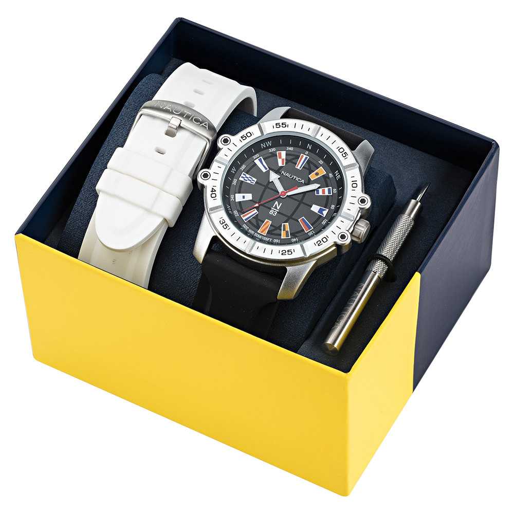 zegarek N-83 NAPGCS006 srebrny Nautica N-83