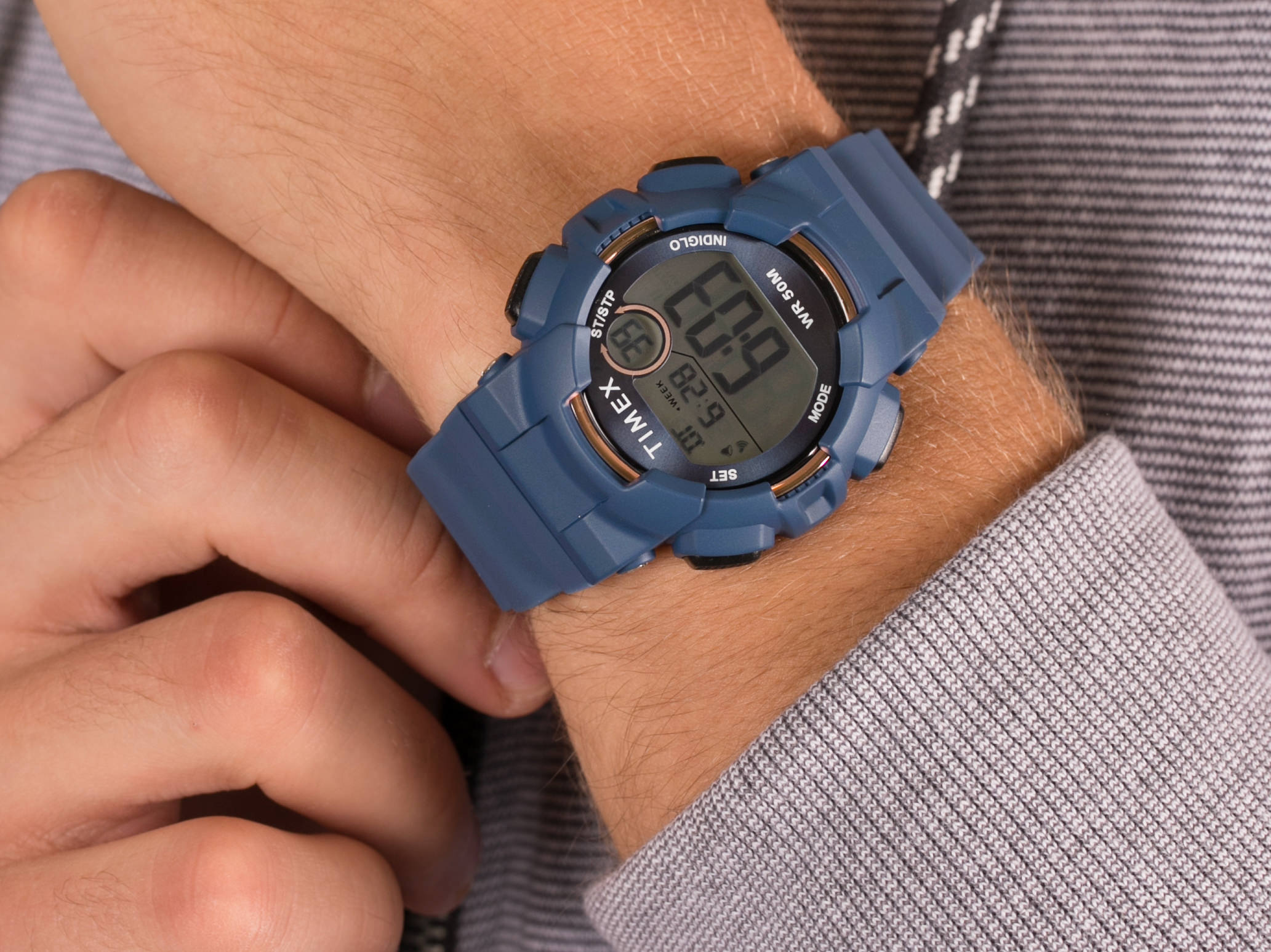 Timex TW5M23500 Lifestyle Digital zegarek sportowy Mako DGTL - miniatura 4