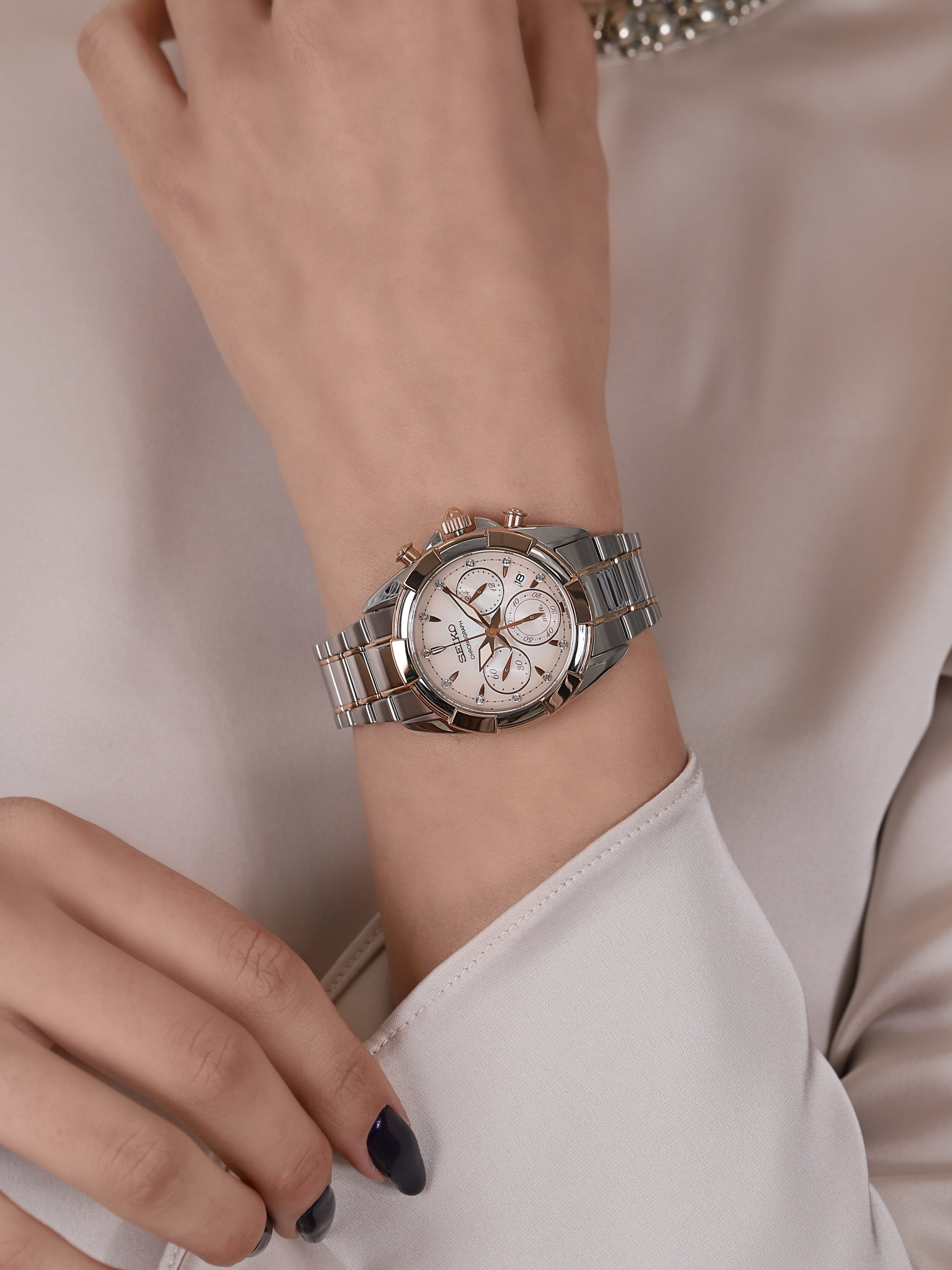 zegarek Seiko SRWZ02P1 damski z chronograf Chronograph - miniatura 3
